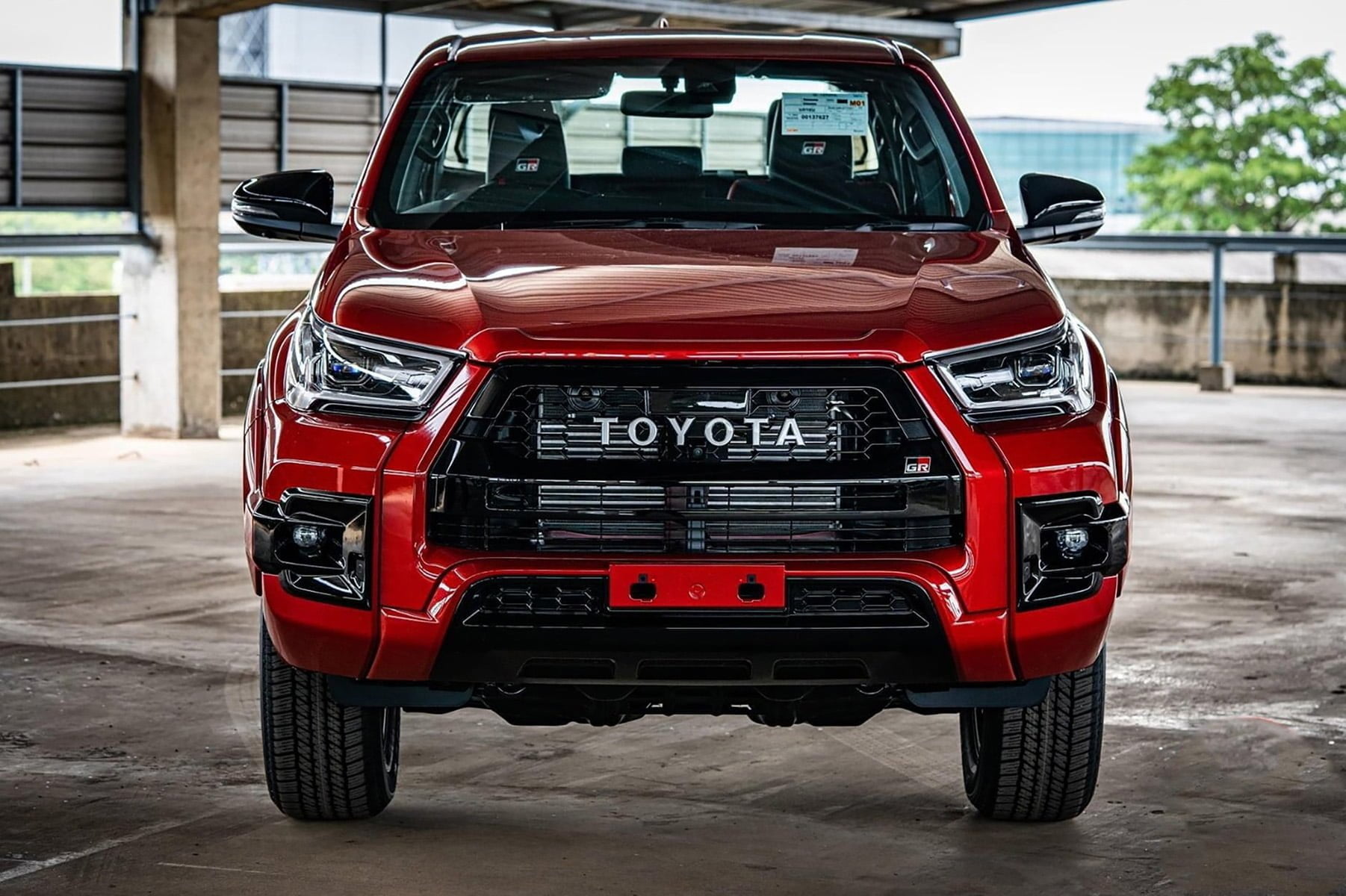 2022 RHD Toyota Hilux GR Sport double cab ( Pickup )  2.8 automatic 4×4 (No.560461) for export from Japan
