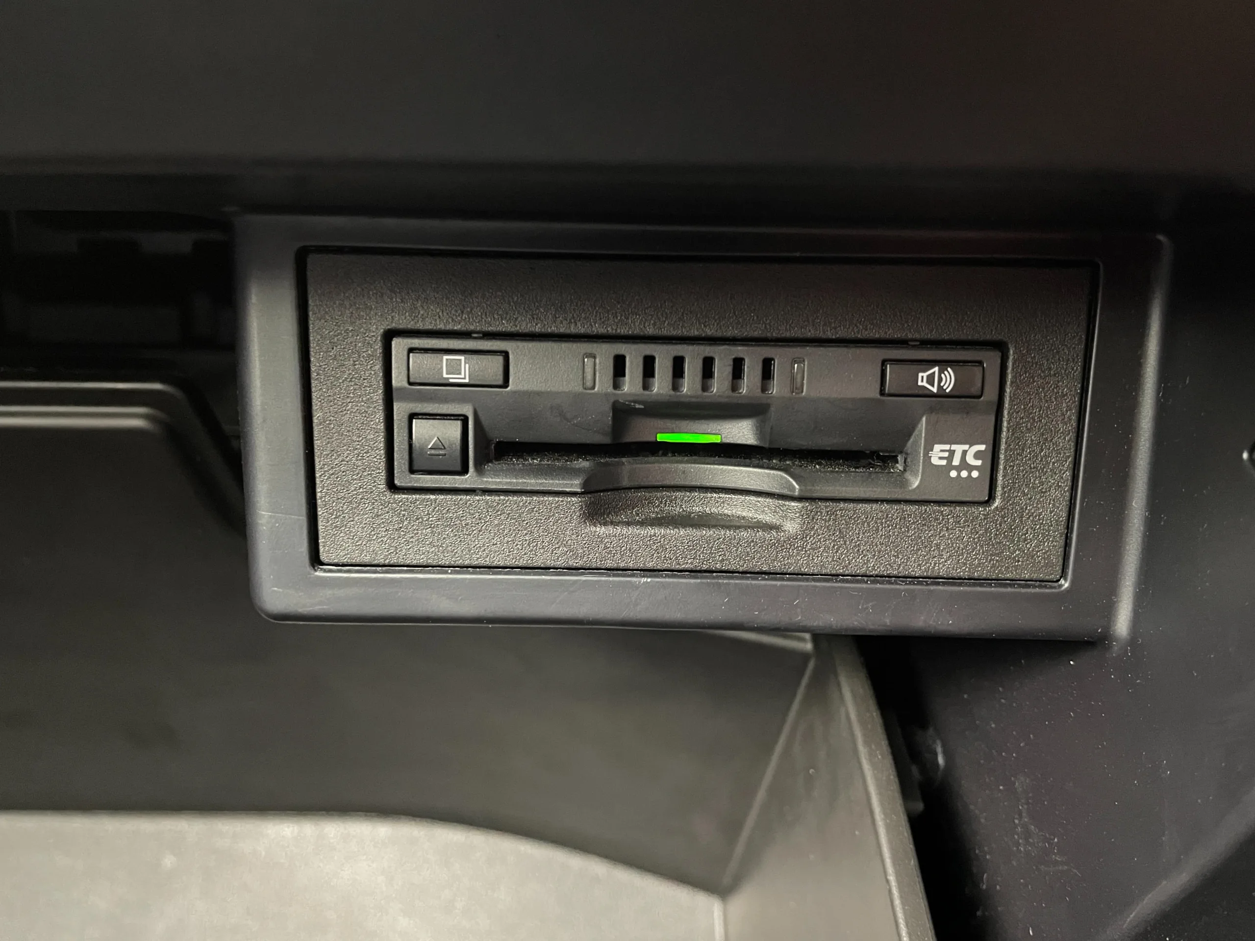2022 TOYOTA LAND CRUISER PRADO – TX L PACKAGE 4WD