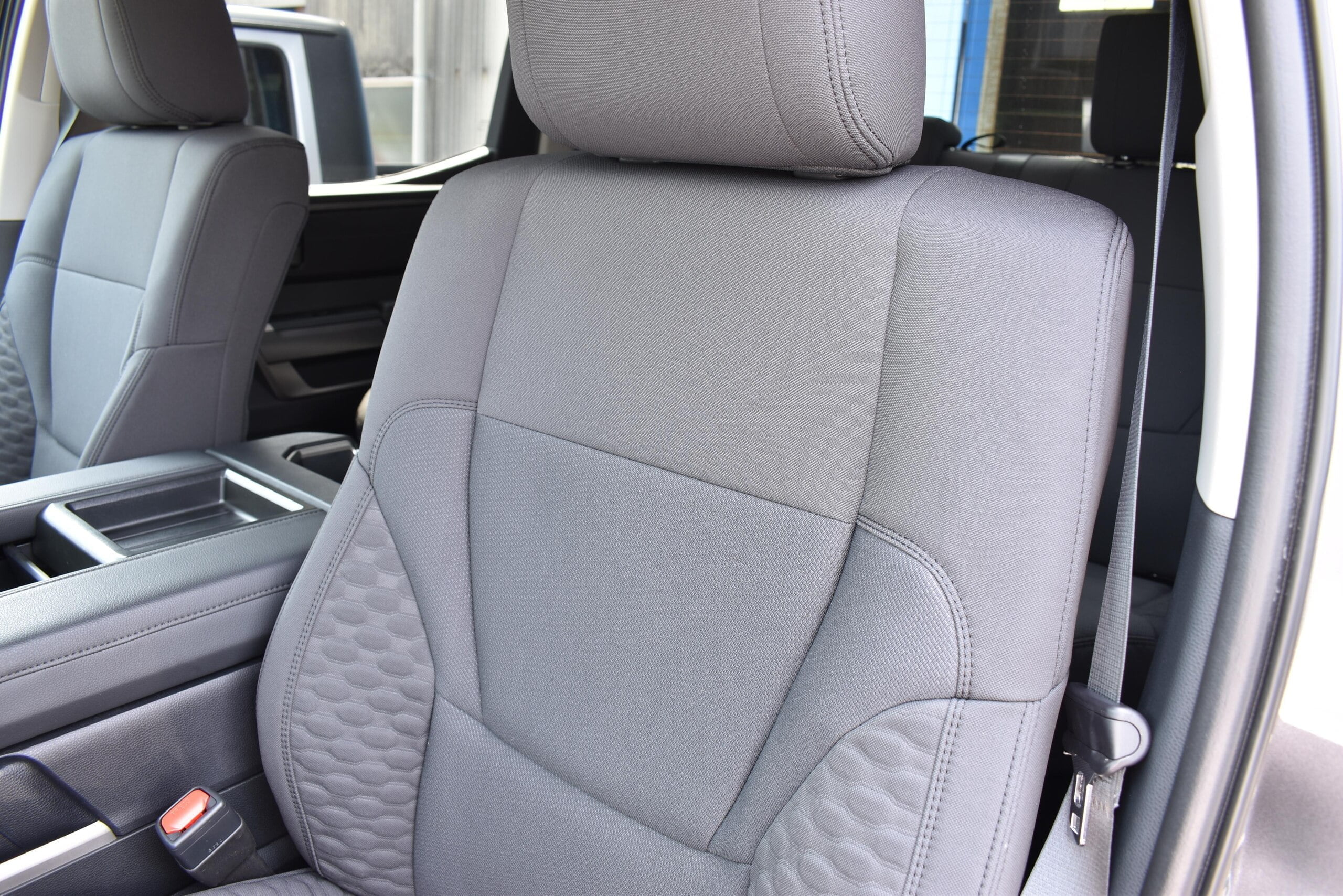 2022 US Toyota Tundra Crew Max SR5 L 4WD 3.5L Turbo Engine (Magnetic Gray) (No.J0575) for export from Japan