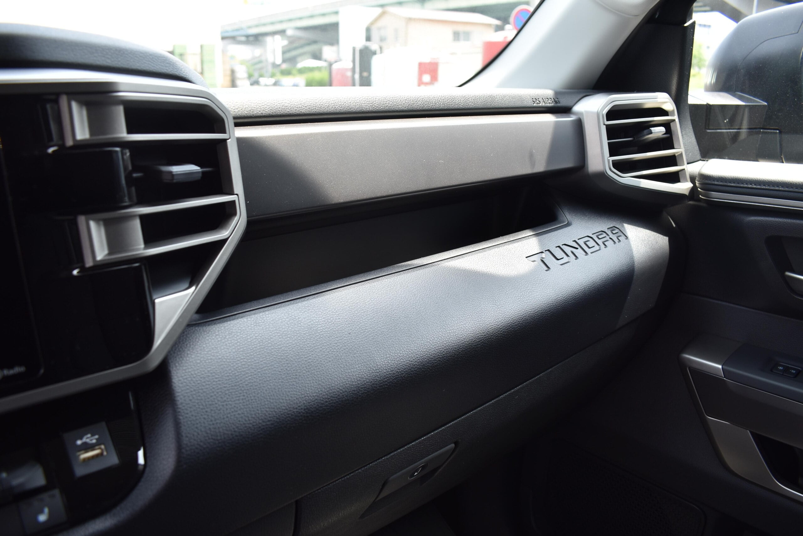 2022 US Toyota Tundra Crew Max SR5 L 4WD 3.5L Turbo Engine (Magnetic Gray) (No.J0575) for export from Japan