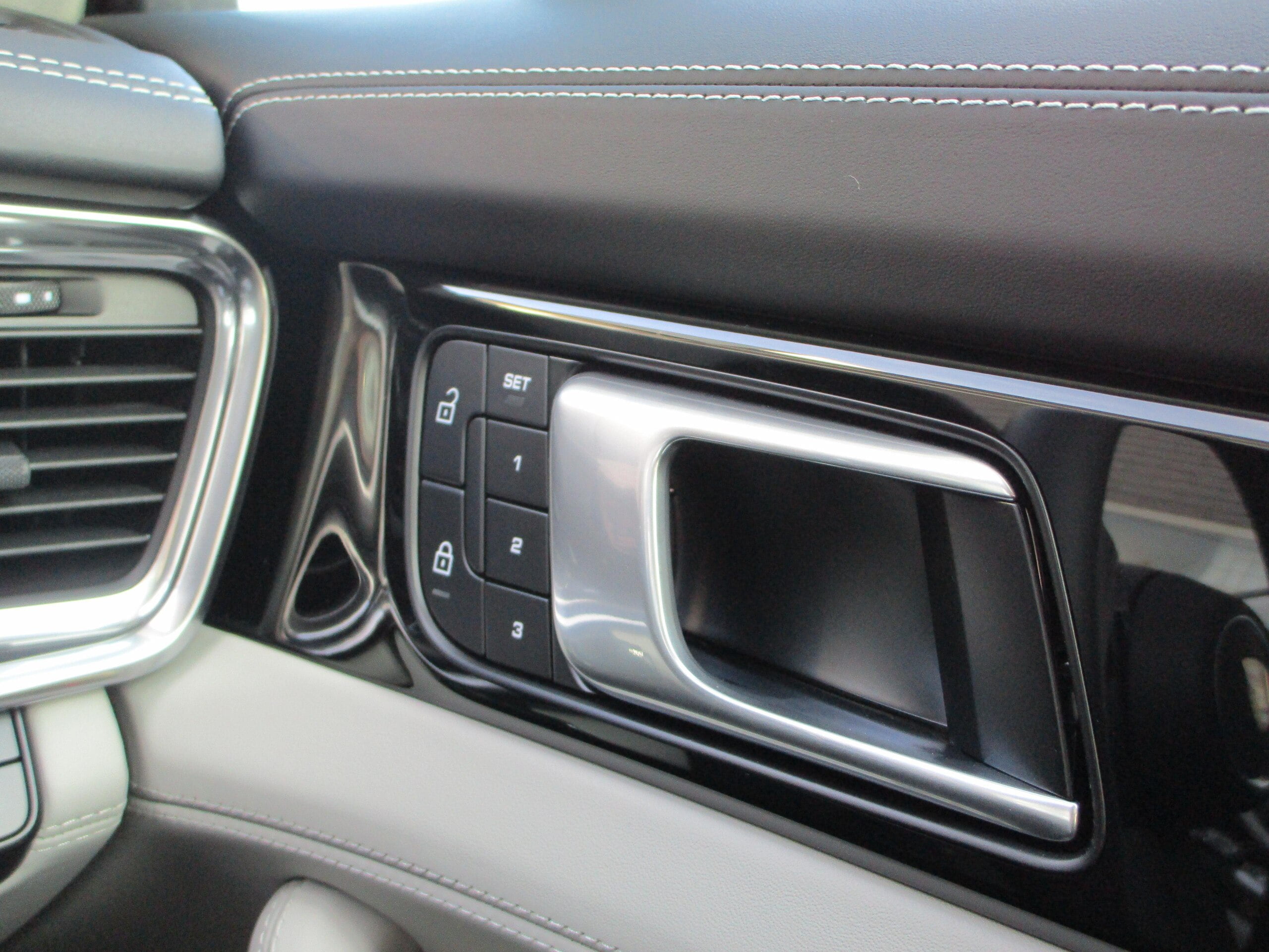 2022 Porsche Panamera 2.9 PDK Panoramic Sunroof (Jet Black Metallic) (No.J0576)