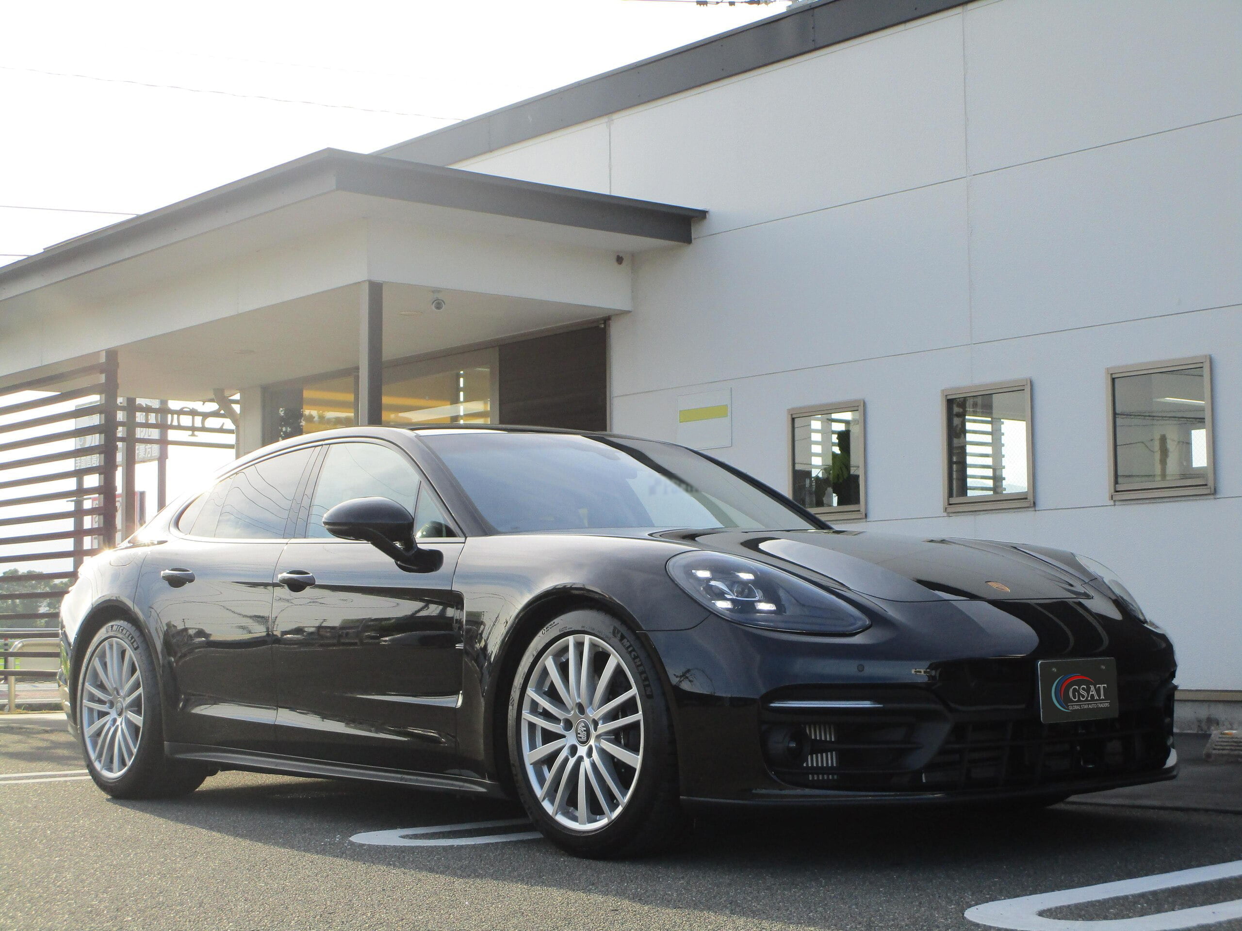 2022 Porsche Panamera 2.9 PDK Panoramic Sunroof (Jet Black Metallic) (No.J0576)