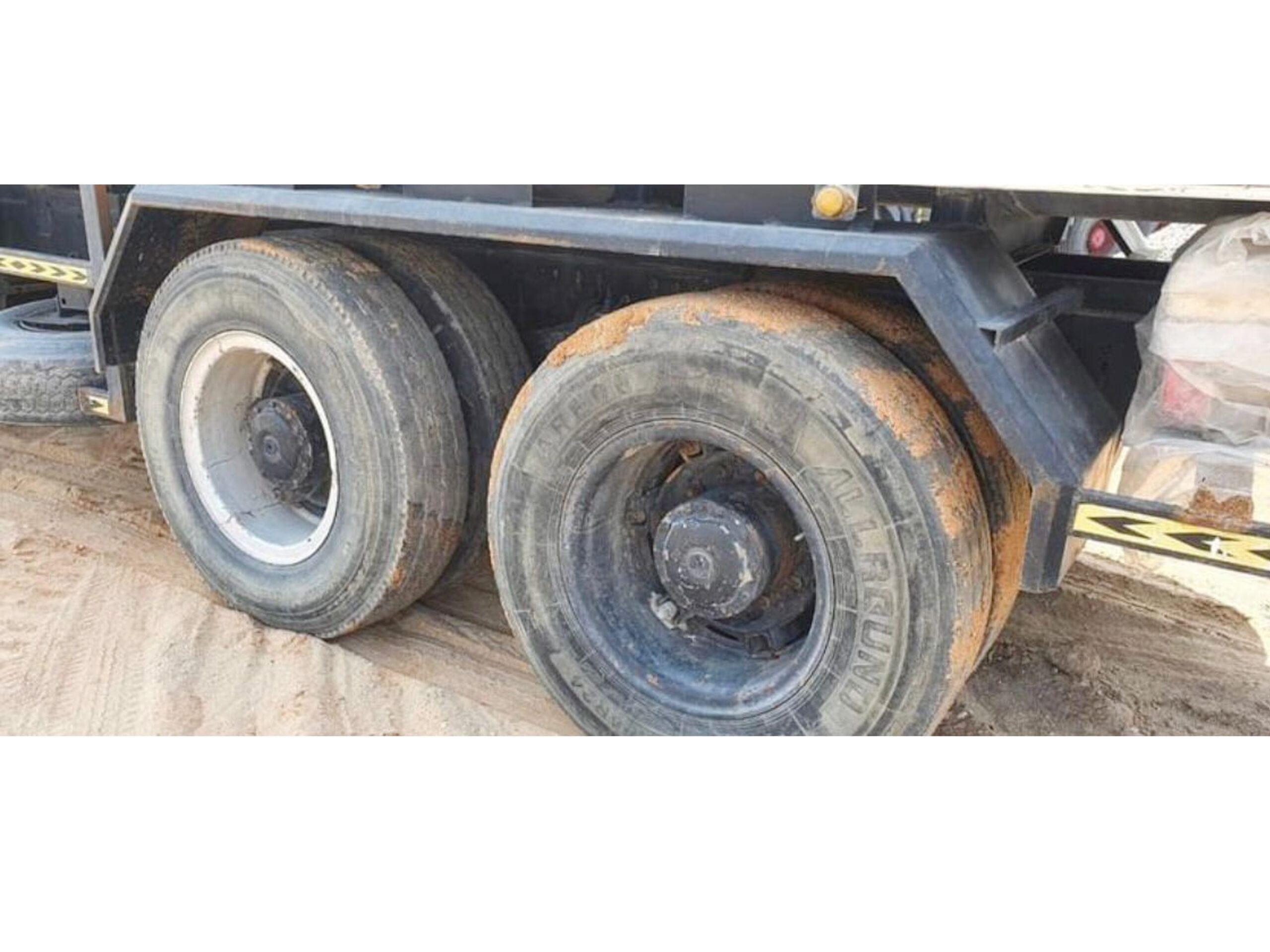 1995 Mercedes Benz Actros 2628 (Water) Tanker Left Hand (No.680648)