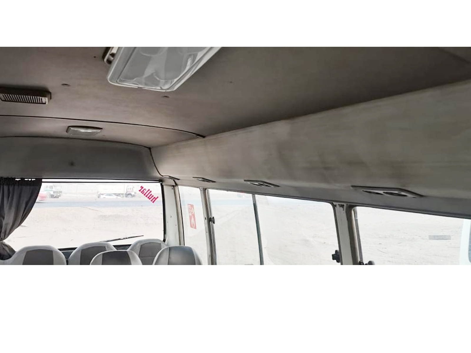 2002 Toyota Coaster Diesel Manual 30 Seater Bus Left Hand (No.680646) for export from Japan
