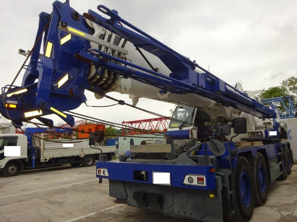Tadano Crane Gr700 Japan Model (9.8m boom) Cummins QSL9-4A Engine (No.J0630) for export from Japan