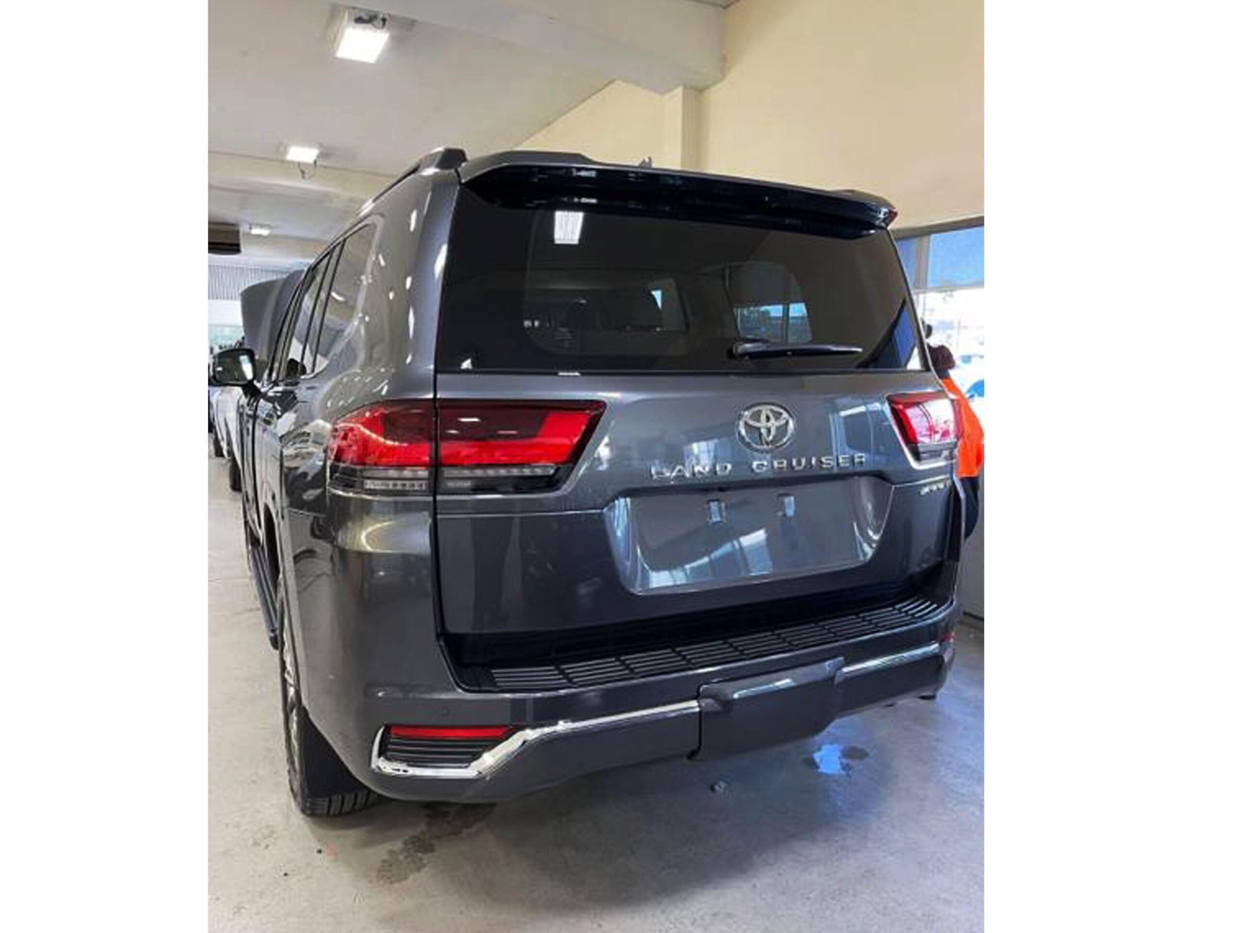 2022 Toyota Land Cruiser LC300 Sahara ZX NEW (No.J0679)