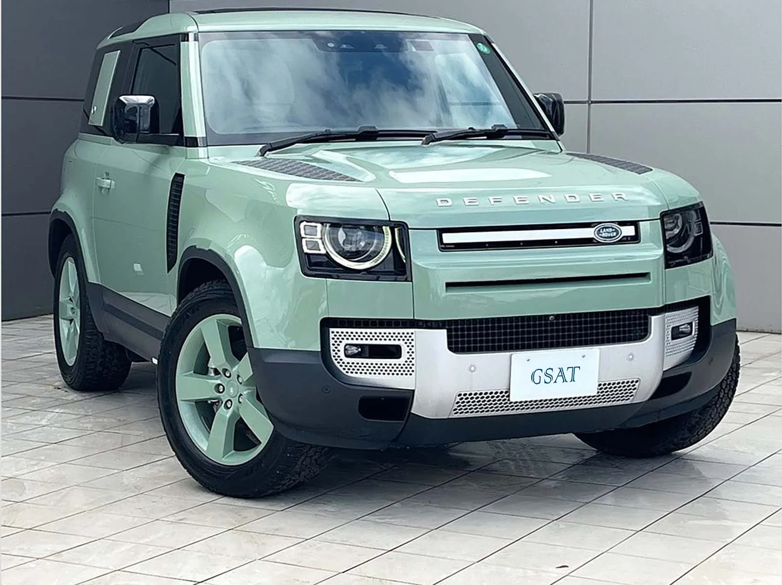 2023 Land Rover Defender 90 – 75TH LIMITED EDITION P300