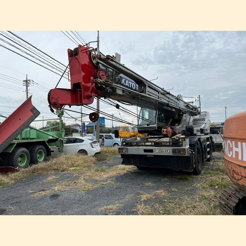 2002 KATO KR-25H-V5 (SR250) 25TON Rough Terrain Crane (No.J0790)