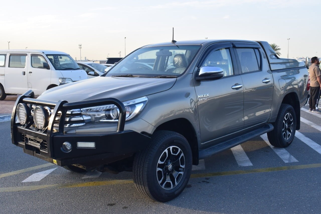 2020 Toyota Hilux Pickup  Push start leather electric Green (No.830780)