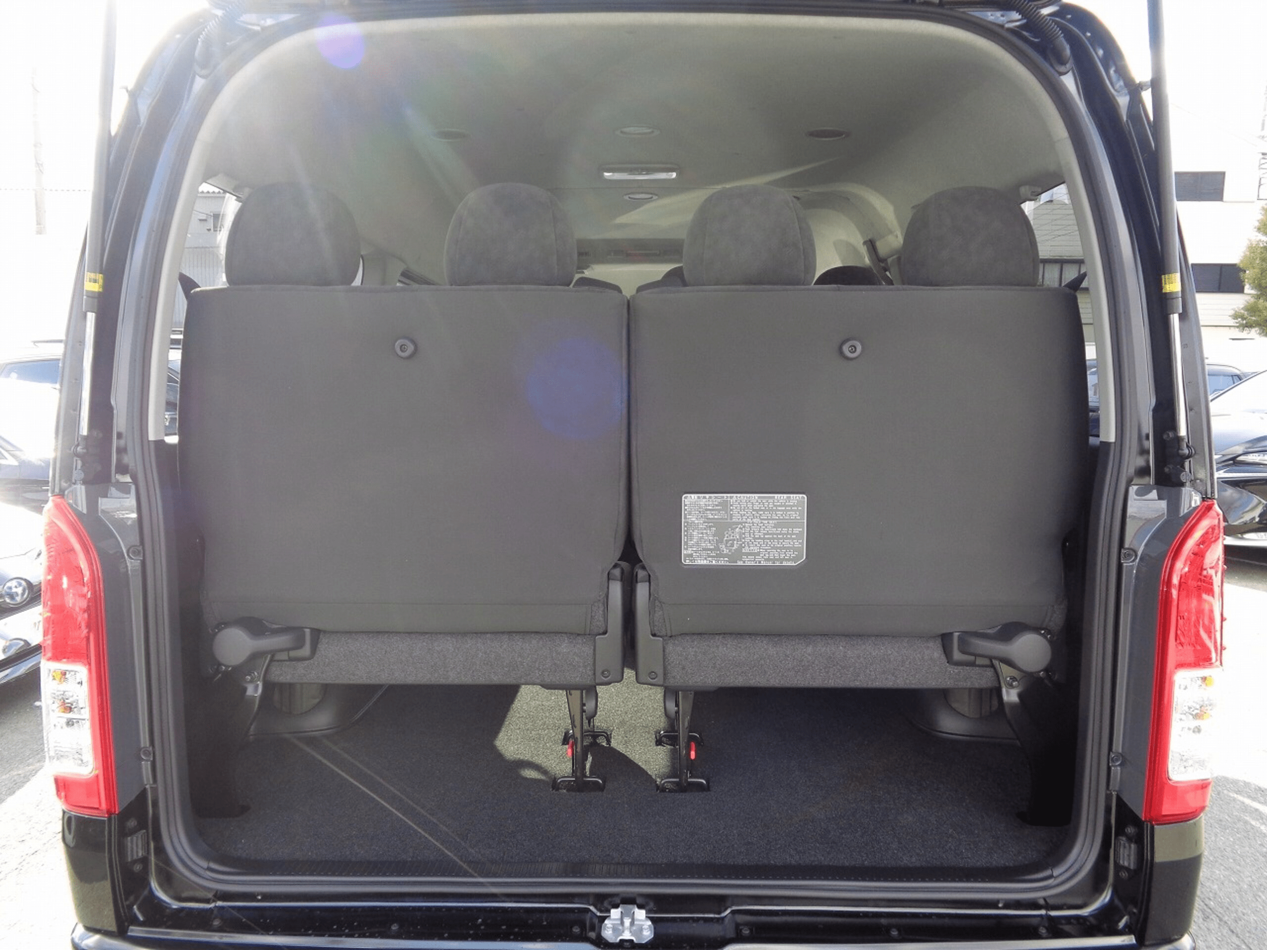 2025 Toyota Hiace 2.7 GL Long (No.960810) for export from Japan