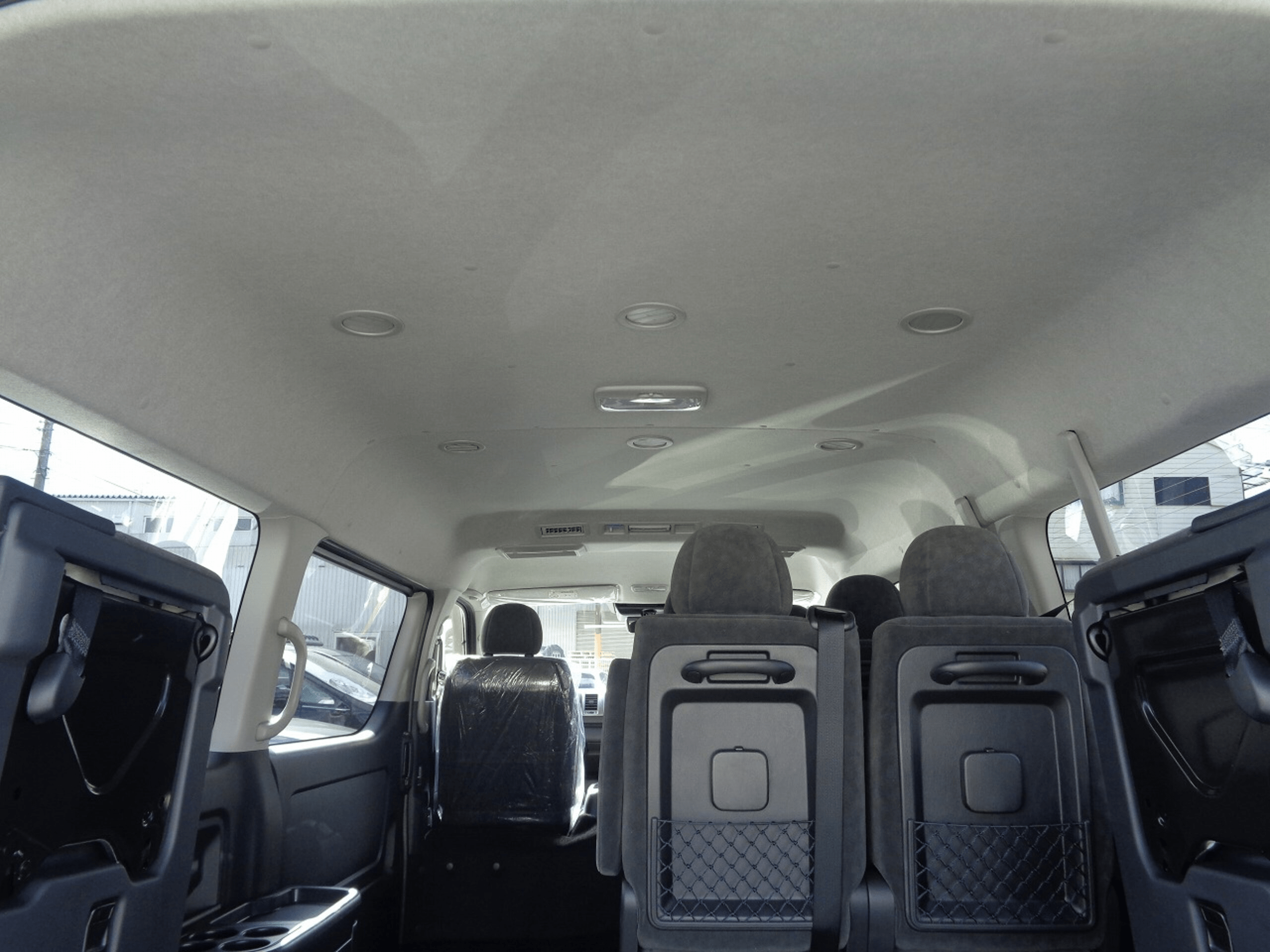 2025 Toyota Hiace 2.7 GL Long (No.960810) for export from Japan