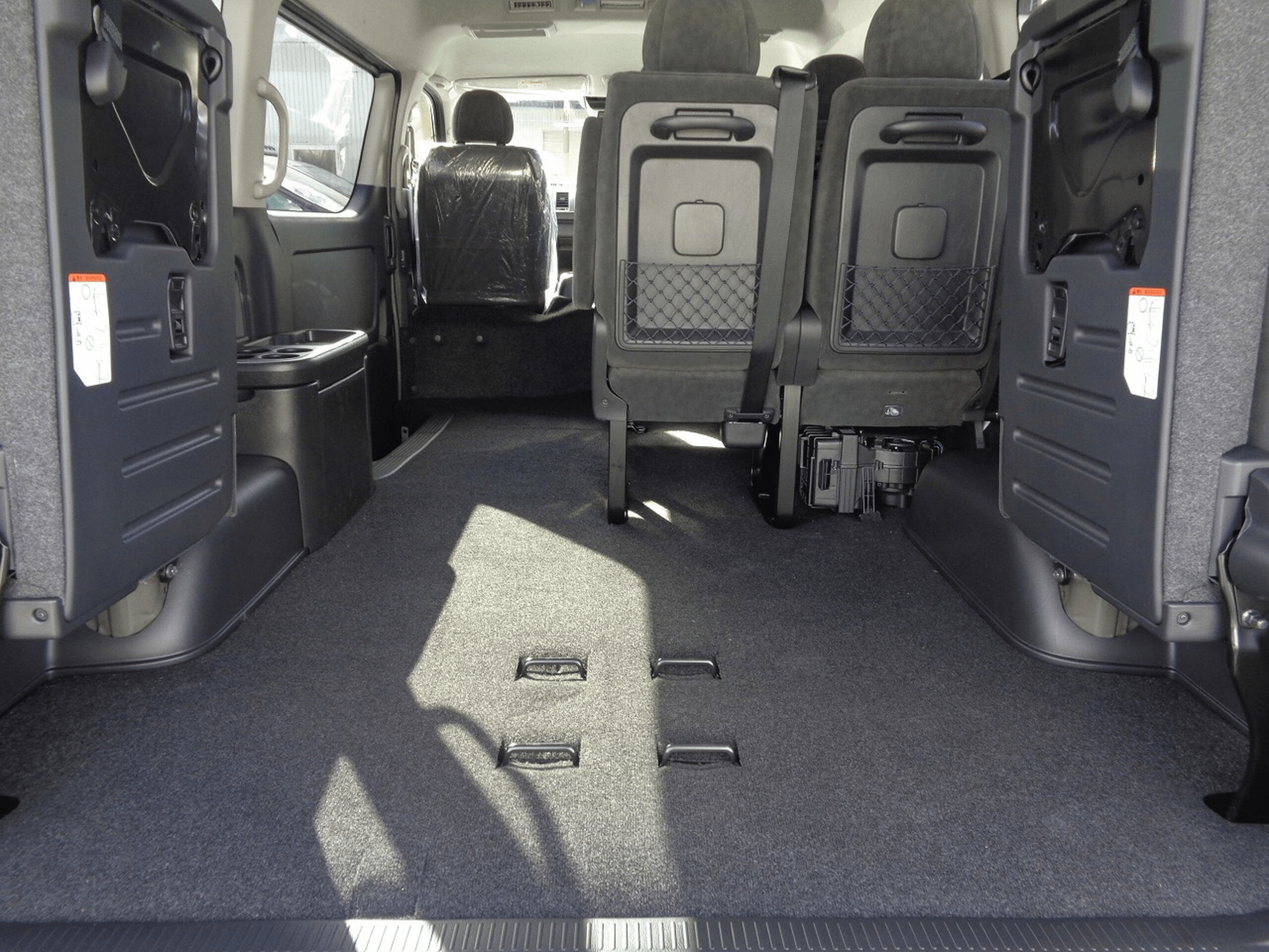 2025 Toyota Hiace 2.7 GL Long (No.960810) for export from Japan