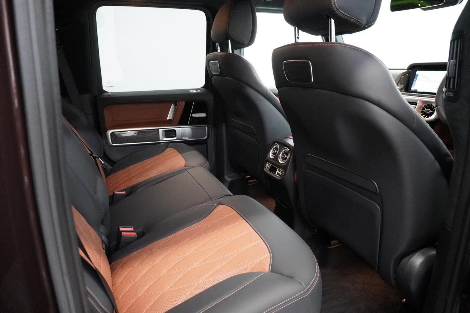 2025 Mercedes Benz Rubellite Red Metallic(No.J736) for export from Japan