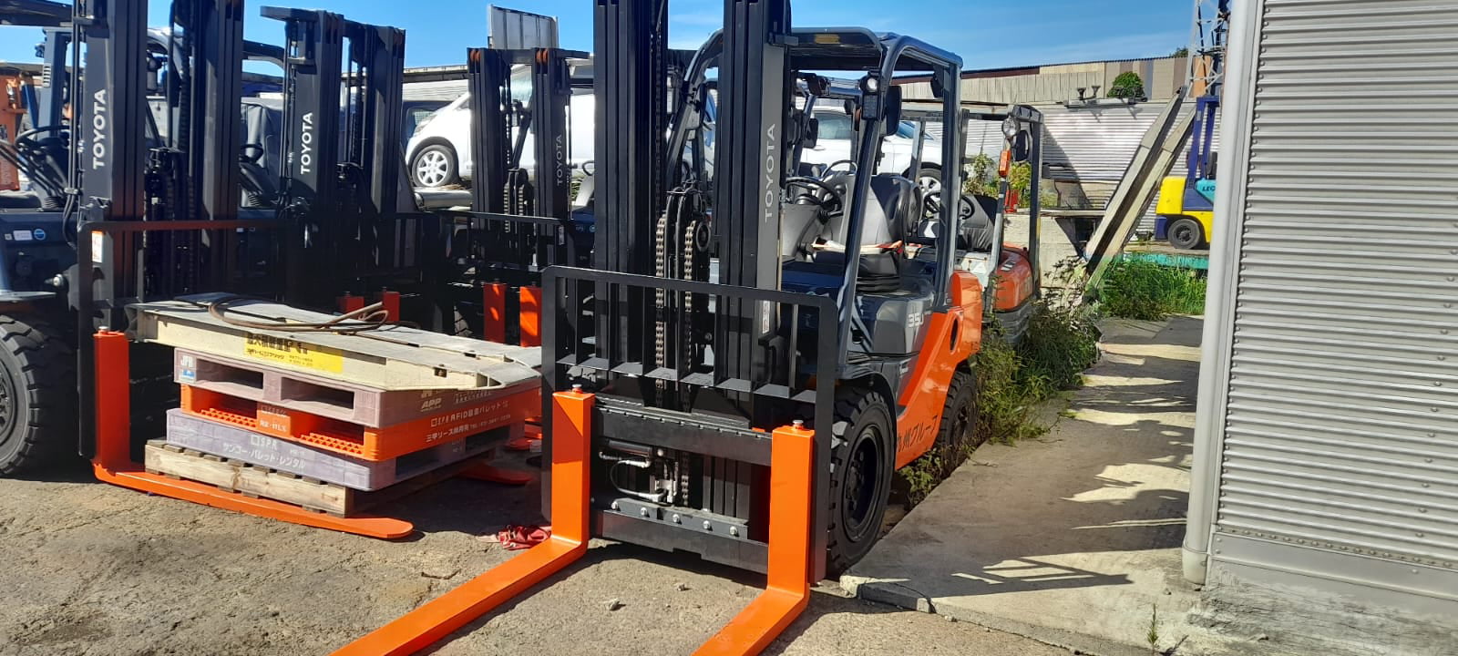 NEW TOYOTA (3 Units) FOLK LIFT 3400KG (No.J0822)