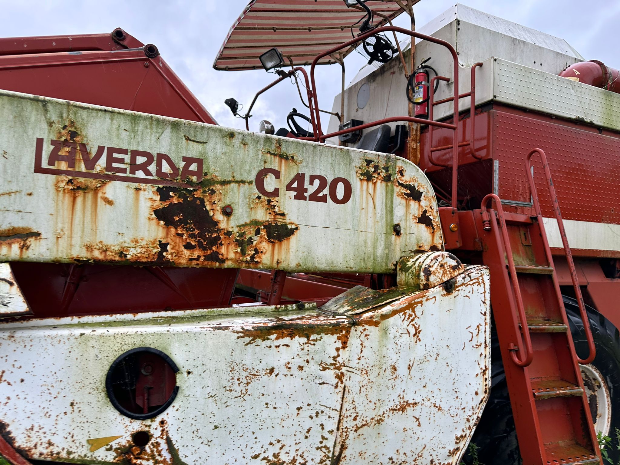 LAVERDA C420 COMBINE HARVESTOR (No.J0848)