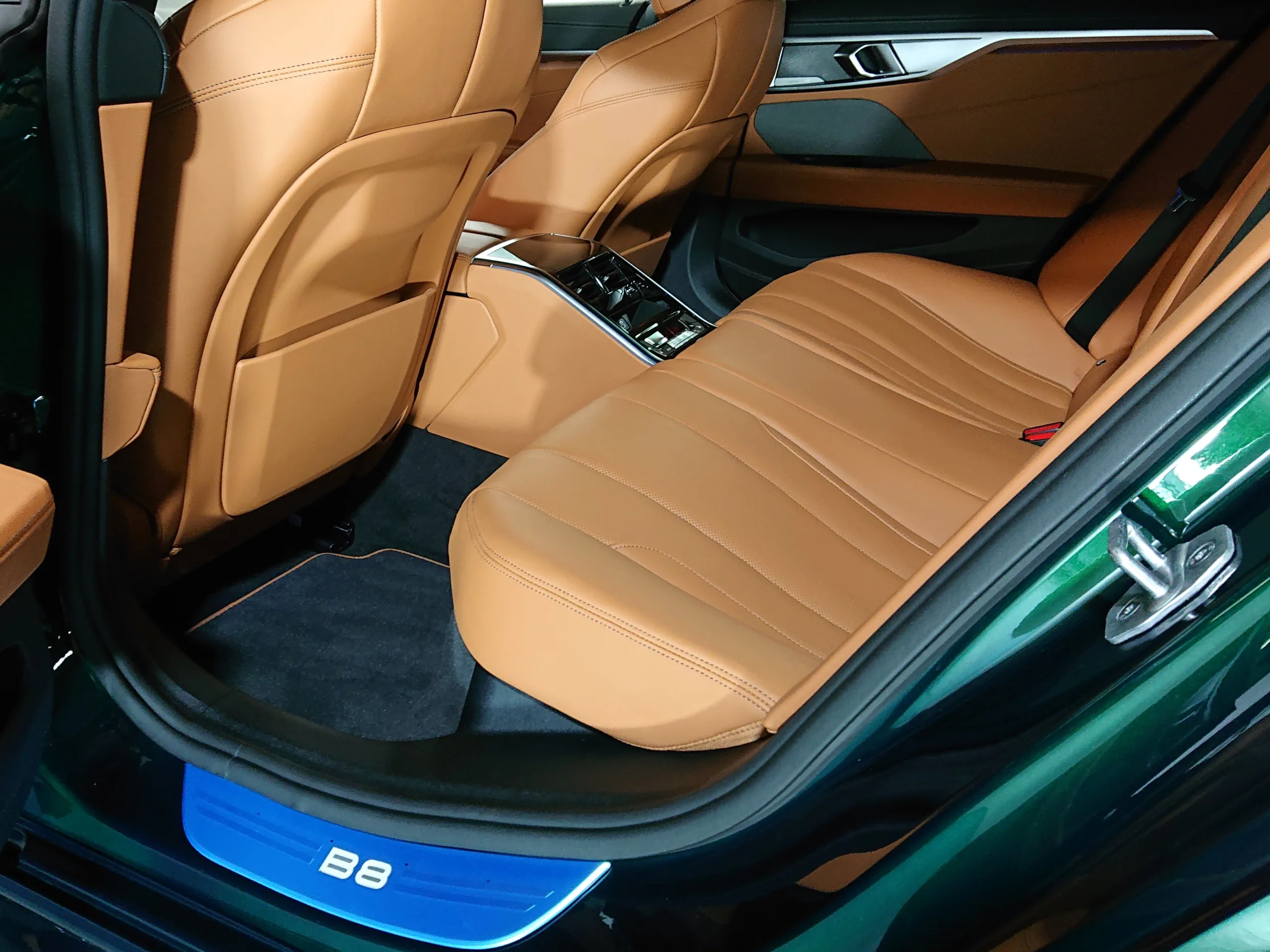 2025 BMW ALPINA B8 Gran Coupé xDrive for export from Japan
