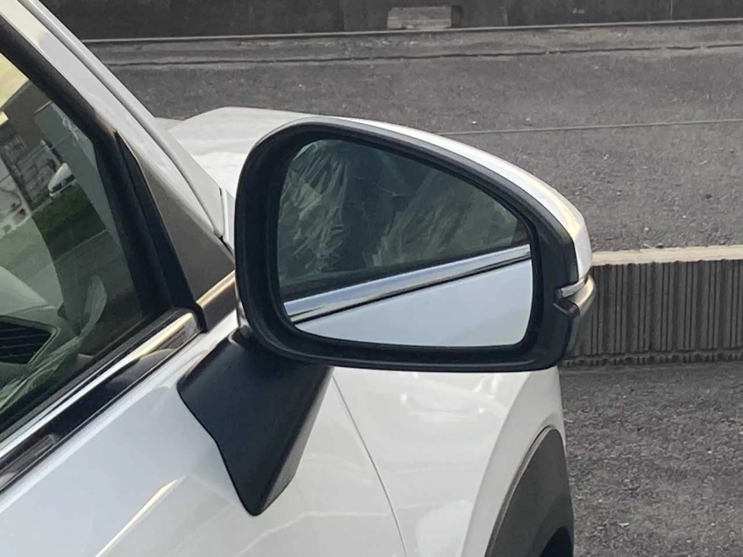 2025 Honda WR-V 1.5 Z Plus with Adaptive Cruise Control (No.961018)