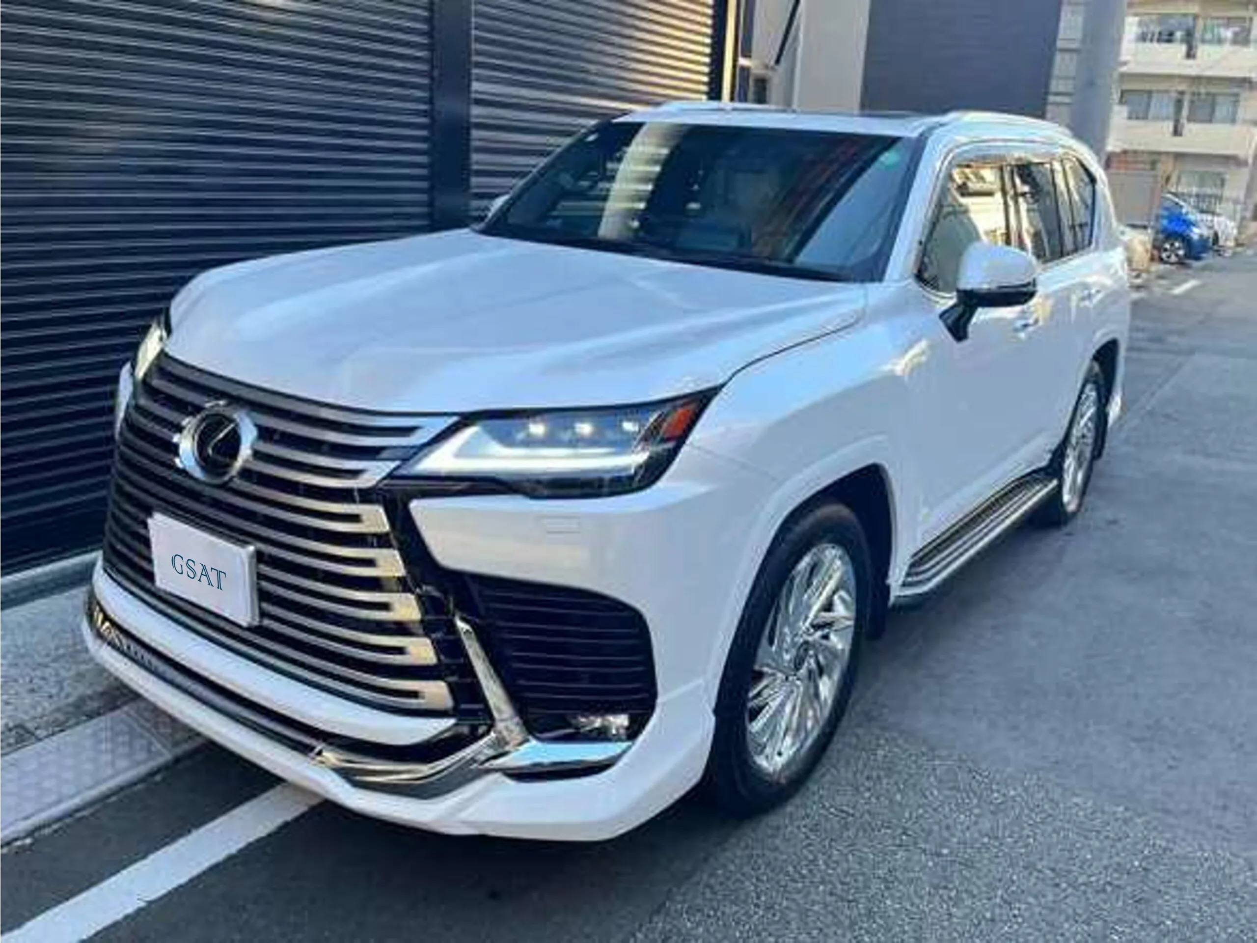 2025 Lexus LX 600 4WD Modellista / M Levinson / Rear Entrance – The Ultimate Luxury SUV(No.960039)