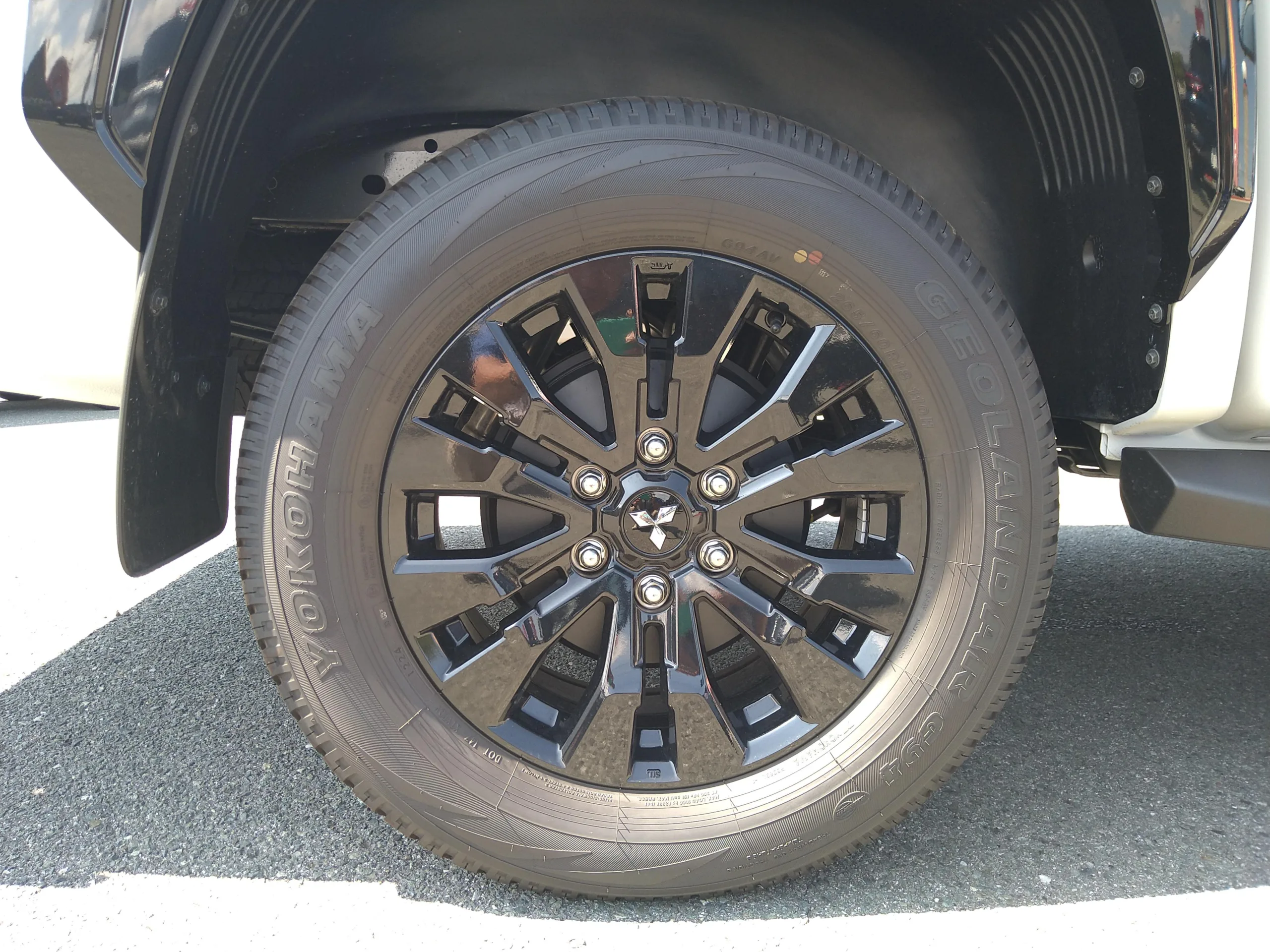 2025 Mitsubishi Triton 2.4 GSR Diesel Turbo 4WD – The Ultimate Off-Road Beast for export from Japan