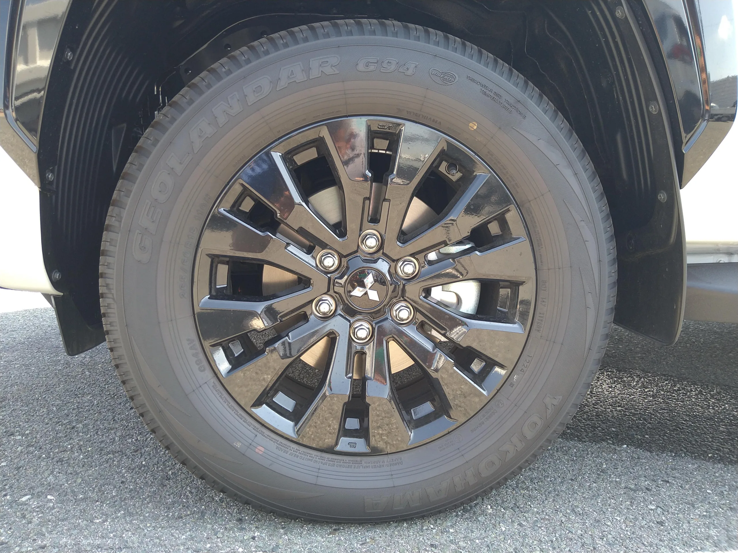2025 Mitsubishi Triton 2.4 GSR Diesel Turbo 4WD – The Ultimate Off-Road Beast for export from Japan