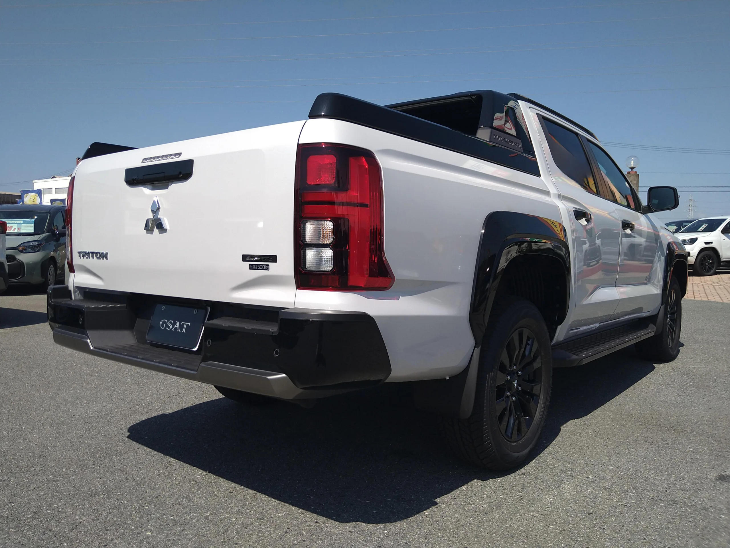 2025 Mitsubishi Triton 2.4 GSR Diesel Turbo 4WD – The Ultimate Off-Road Beast for export from Japan