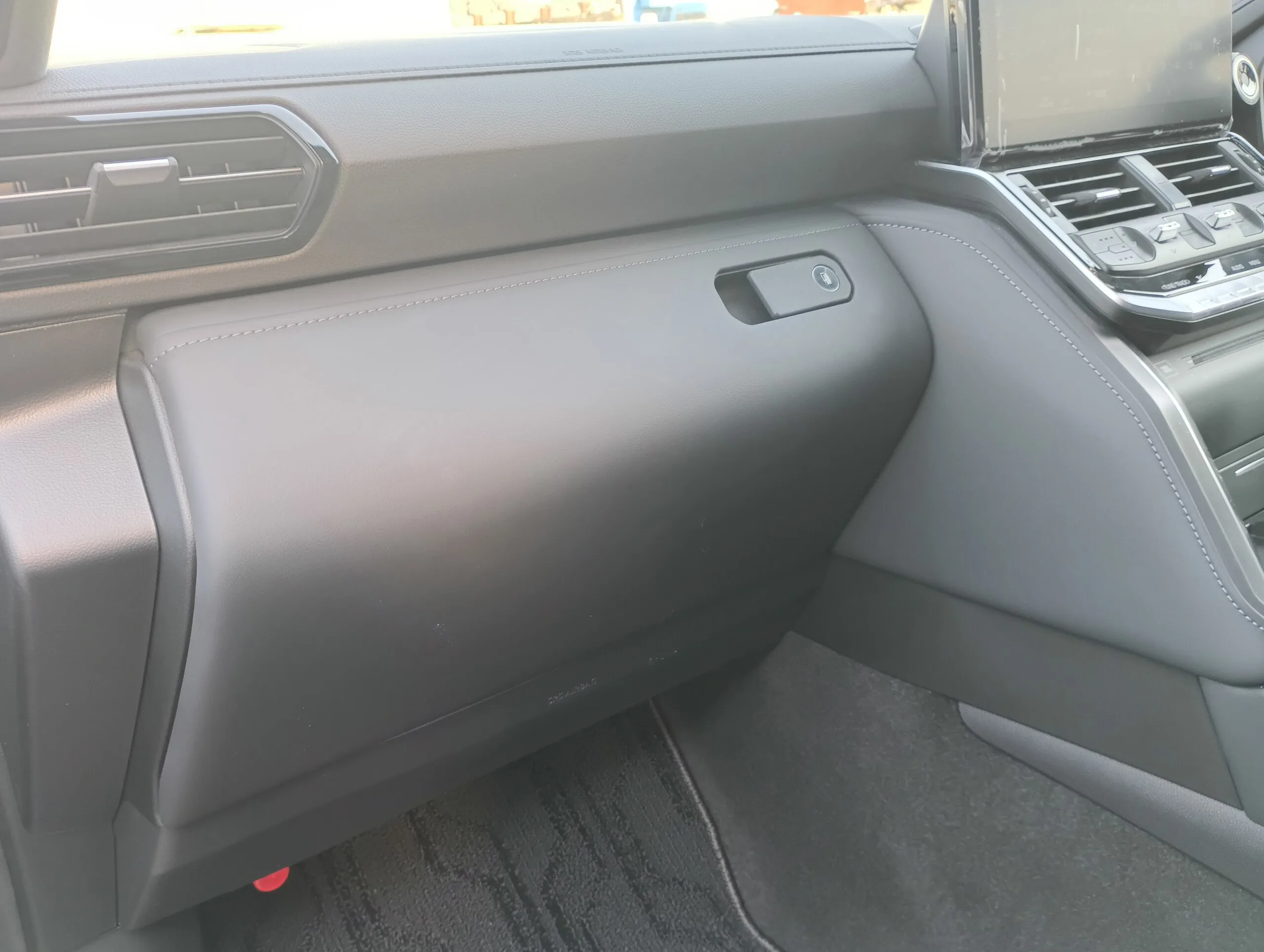 2024 TOYOTA LAND CRUISER 300 ZX 3.3 DIESEL 4WD