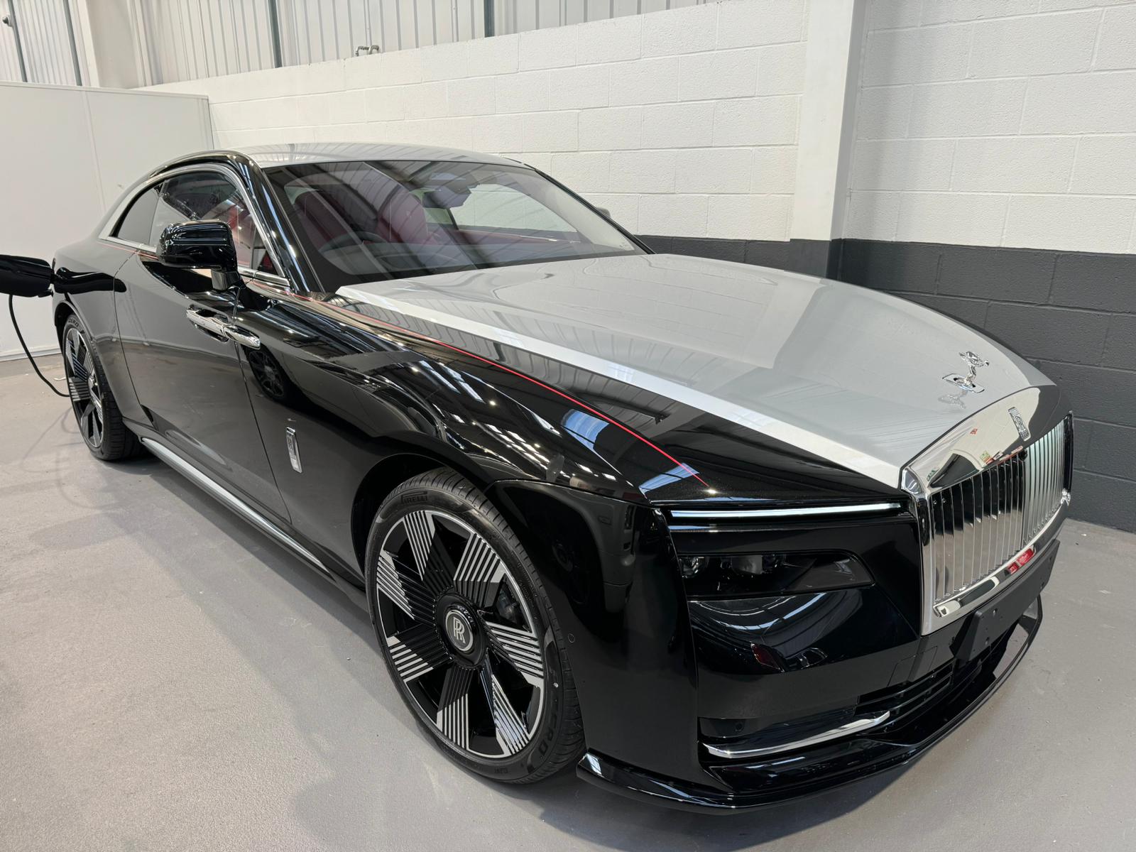 2025 Rolls-Royce Full Electric Spectre Launch Package (No.J0920)