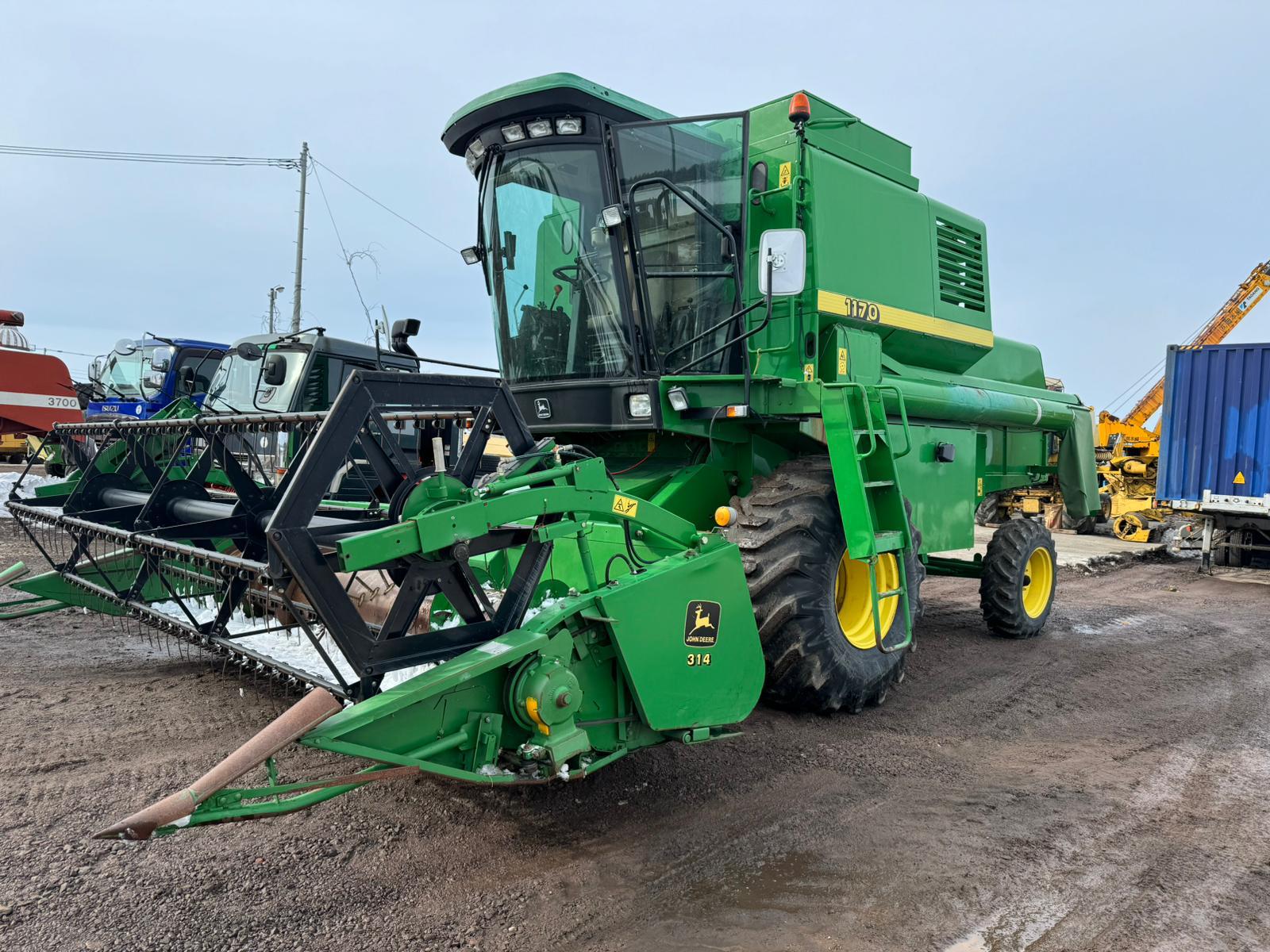 JOHN DEERE 1170 COMBINE HARVESTER (No.J0954)