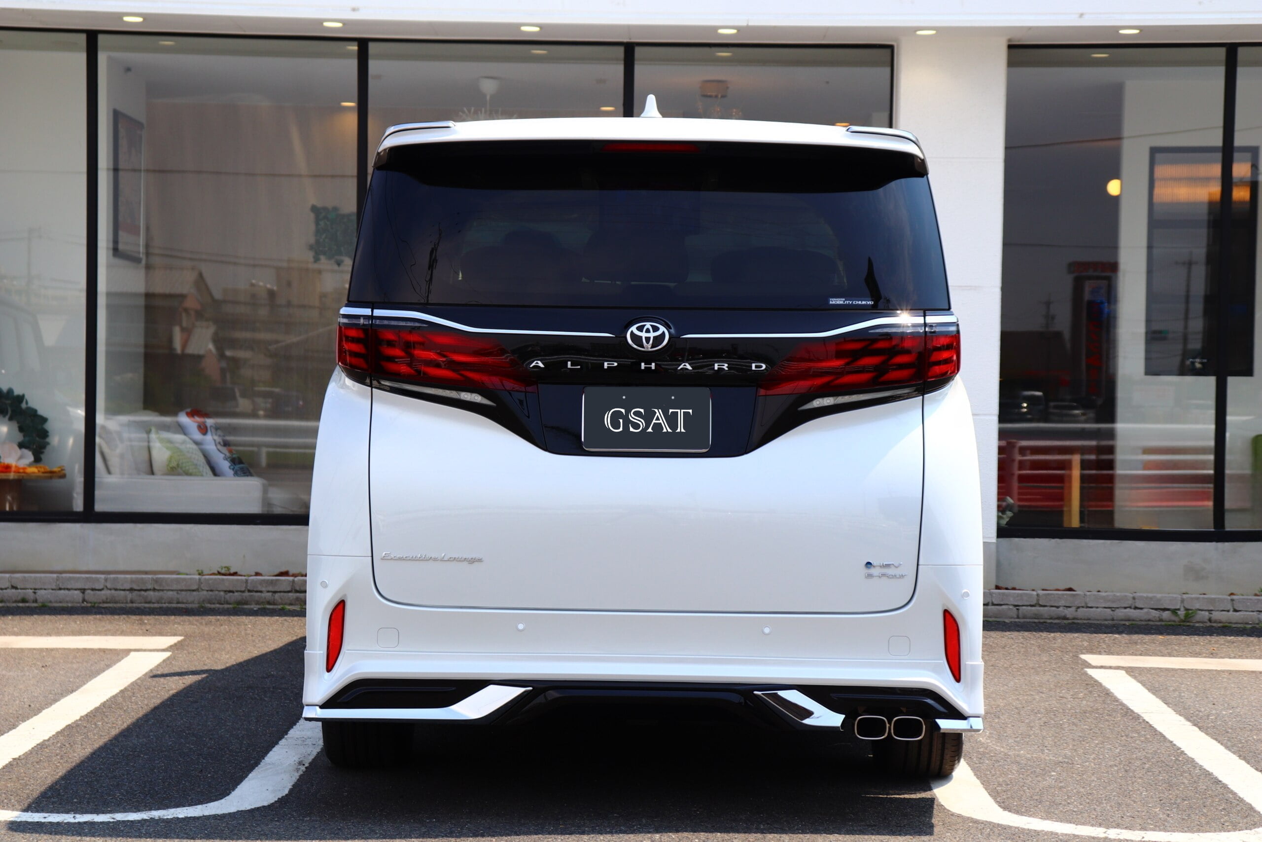 2025 Toyota Alphard Hybrid 2.5 Executive Lounge E-Four 4WD: Unmatched Luxury and Performance (No.960970) for export from Japan