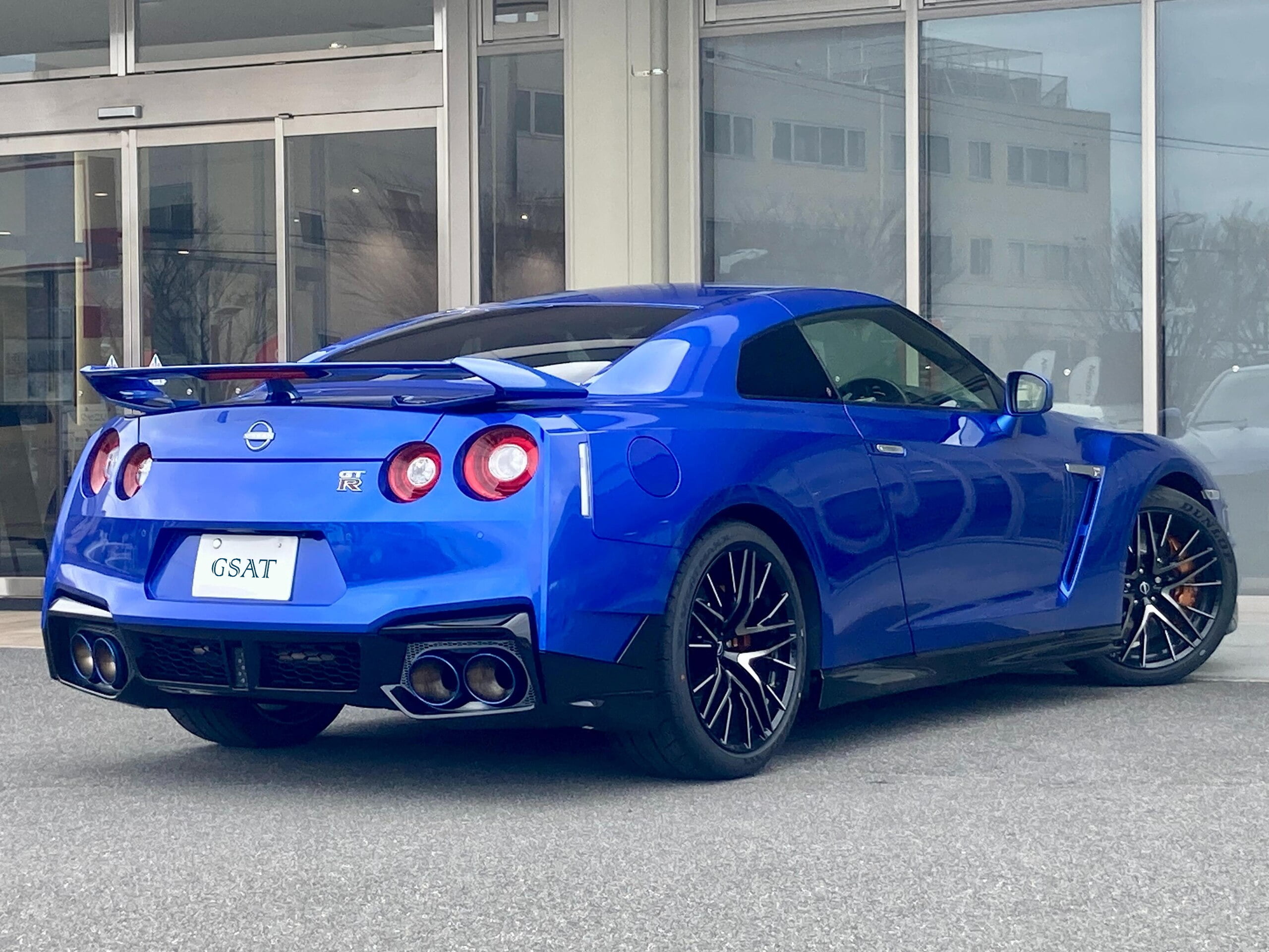2025 Nissan GT-R 3.8 Black Edition 4WD (No.960967) for export from Japan