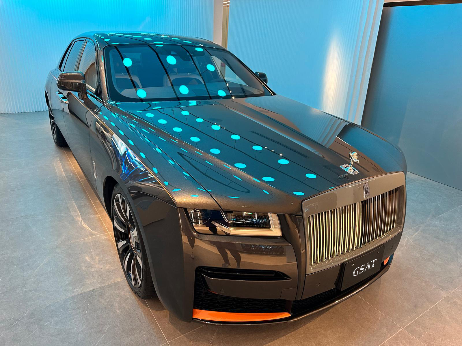 2025 Rolls-Royce Ghost Sedan (No.J01005)
