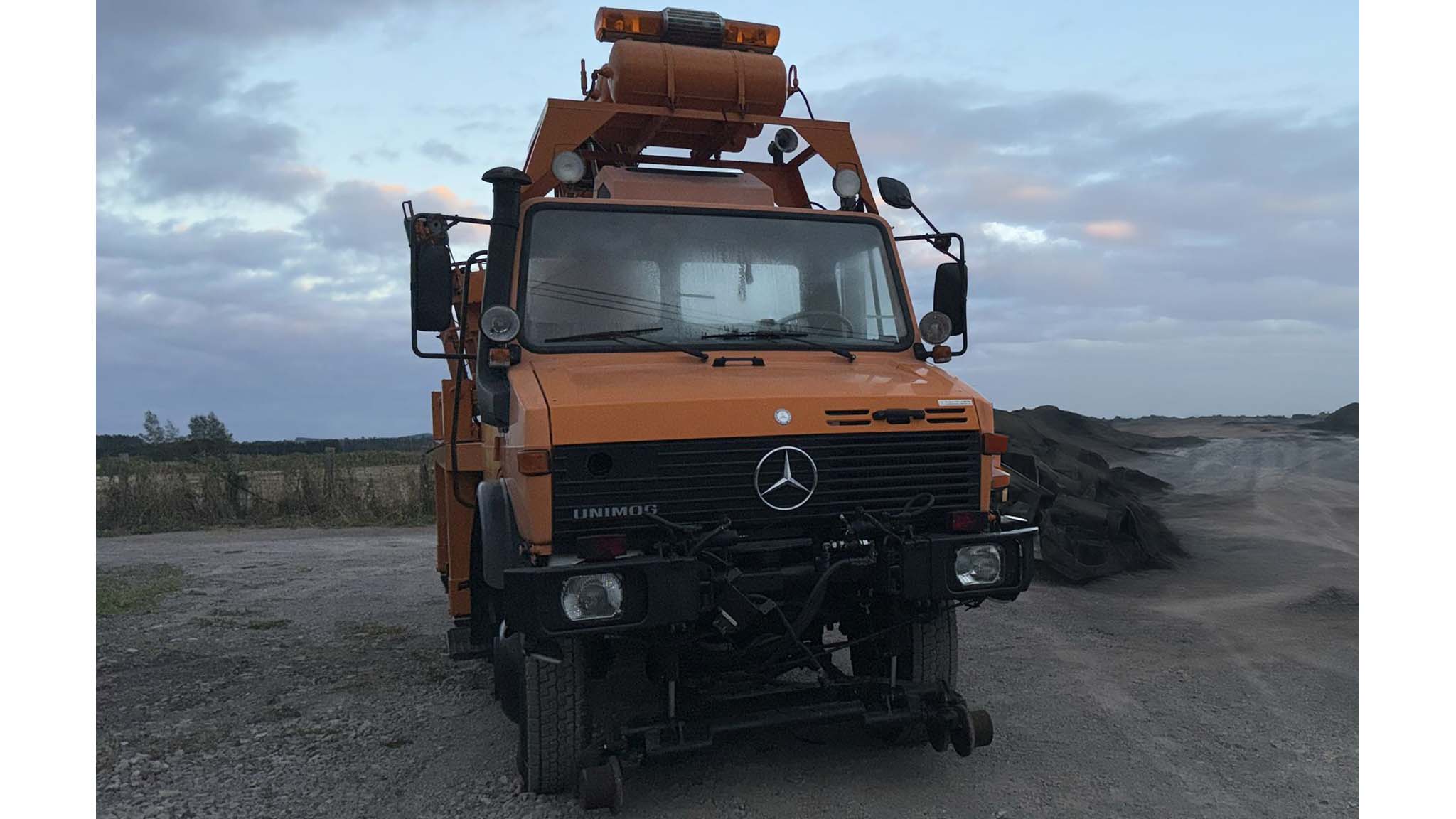 Mercedes Unimog U1450 – Square Cab, Long Wheel Base, Capable of Railway Repair & Operations(No.J1012)