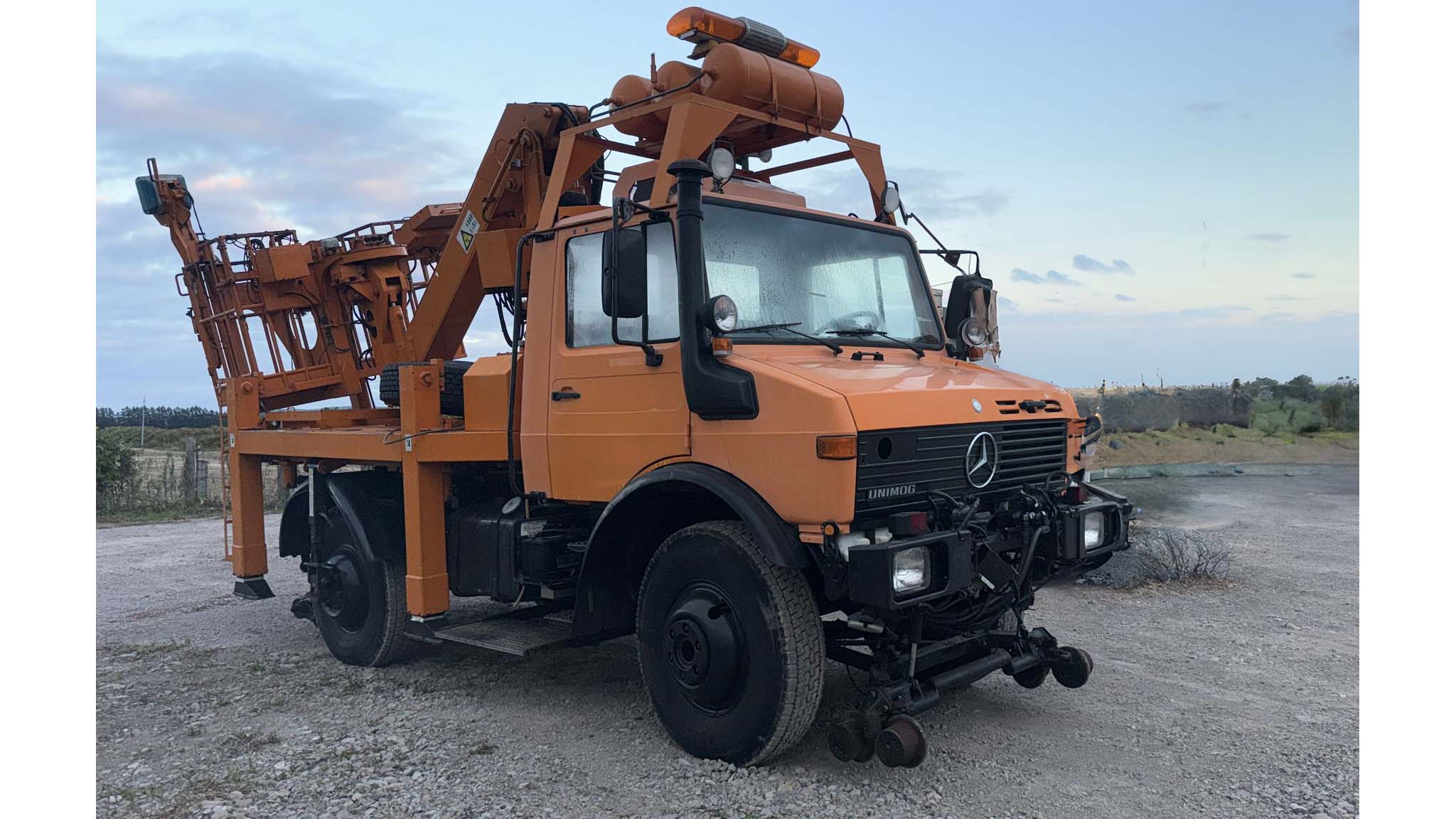 Mercedes Unimog U1450 – Square Cab, Long Wheel Base, Capable of Railway Repair & Operations(No.J1012)
