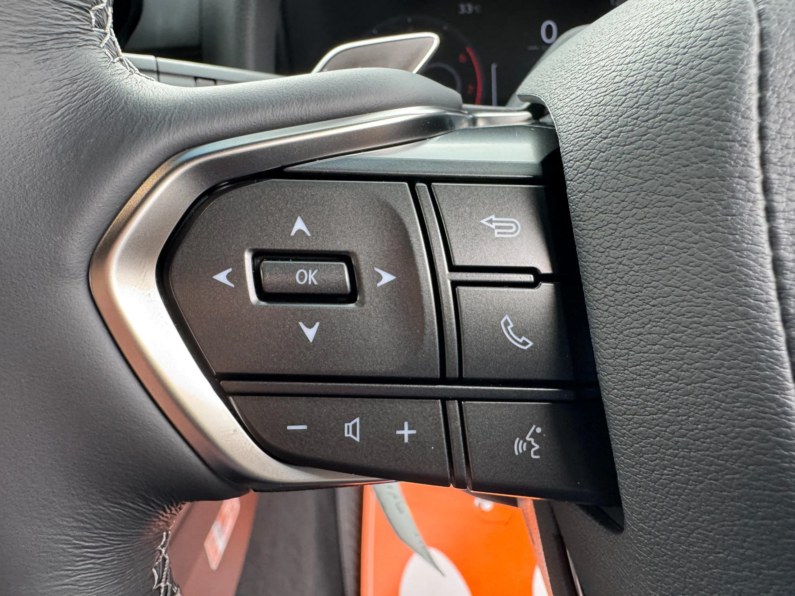 2025 LEXUS LX700h OVERTRAIL PLUS 7 Seater Hybrid