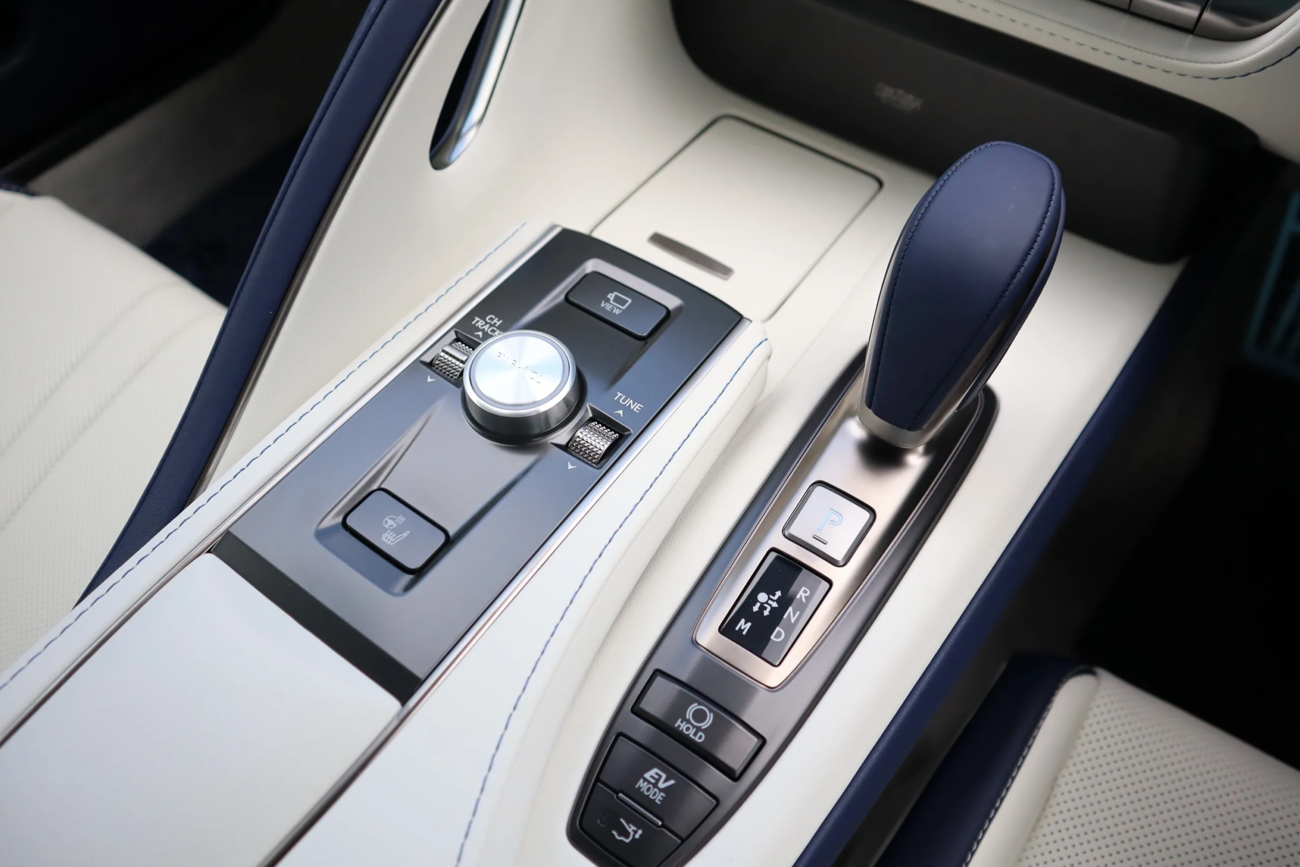 2025 Lexus LC 500h S Package – Modellista Edition for export from Japan