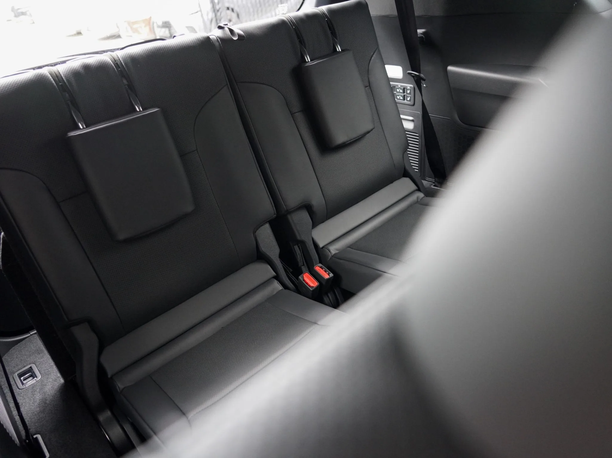 2025 Lexus LX 500d Limited 3.3DT 10AT 4WD 7 Seater Diesel for export from Japan