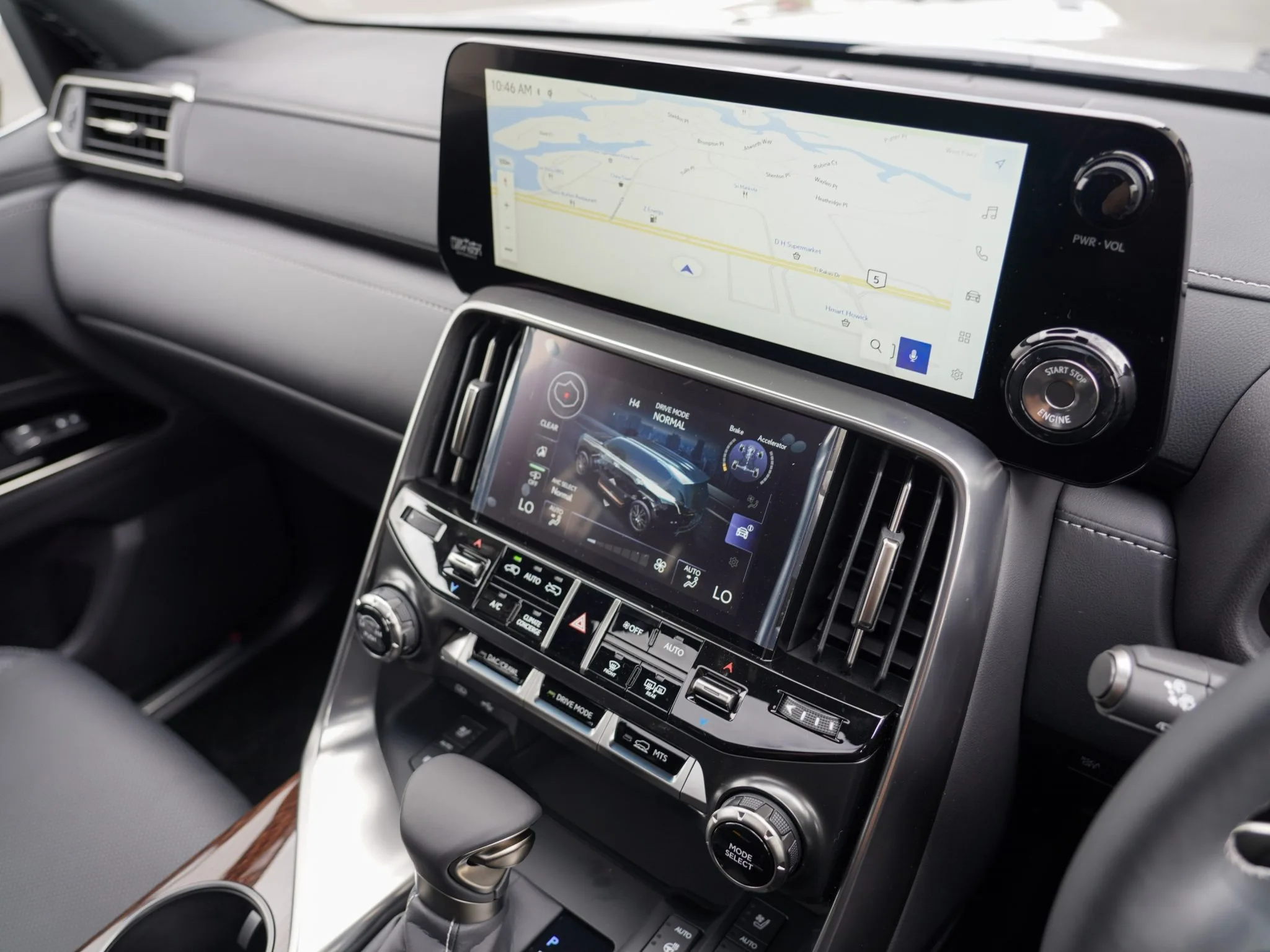 2025 Lexus LX 500d Limited 3.3DT 10AT 4WD 7 Seater Diesel for export from Japan
