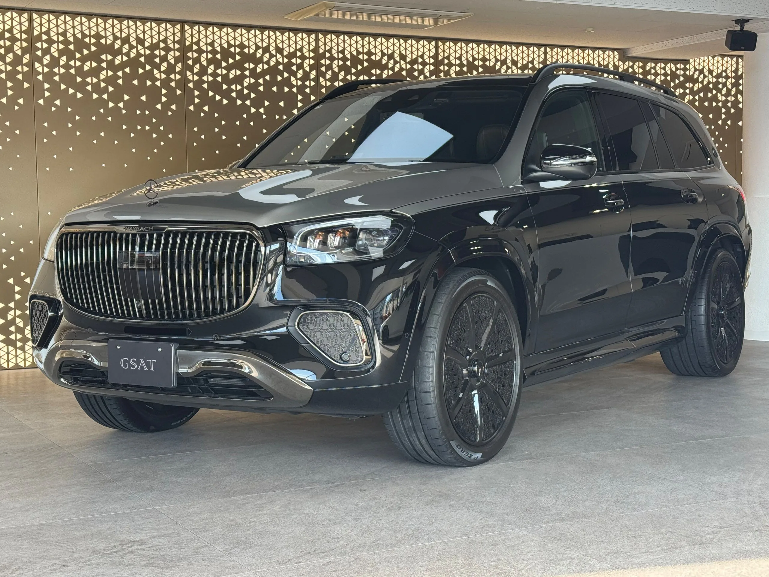 2025 MERCEDES-MAYBACH GLS600 NIGHT EDITION