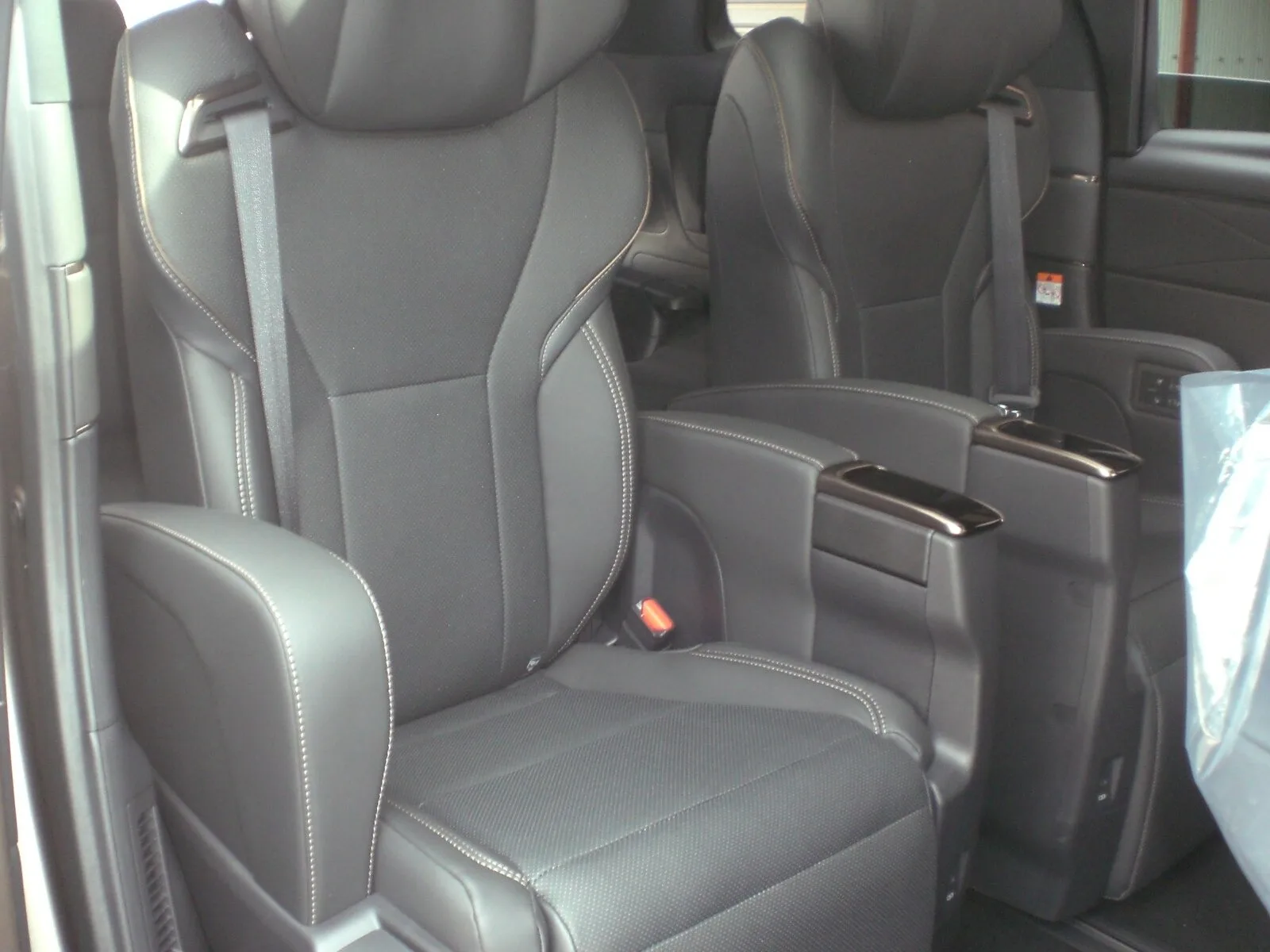 2025 TOYOTA ALPHARD 2.5 Z ULTIMATE EXECUTIVE MPV for export from Japan