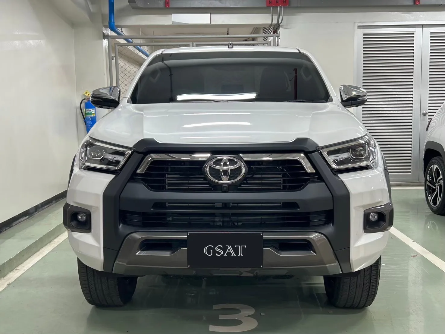 2025 Toyota Hilux Prerunner Double Cab 2.4 High MT