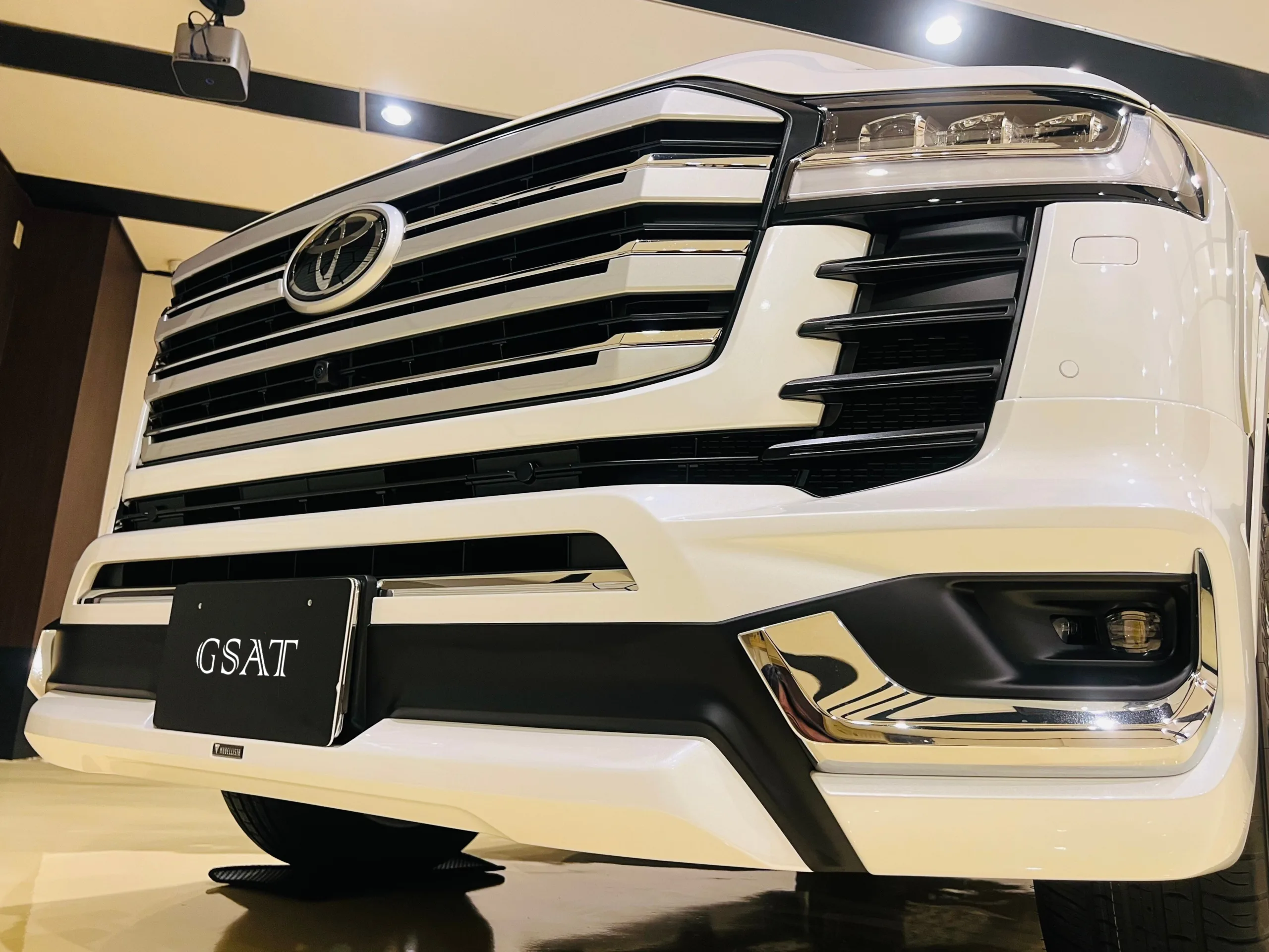 2025 TOYOTA LAND CRUISER 300 ZX 4WD