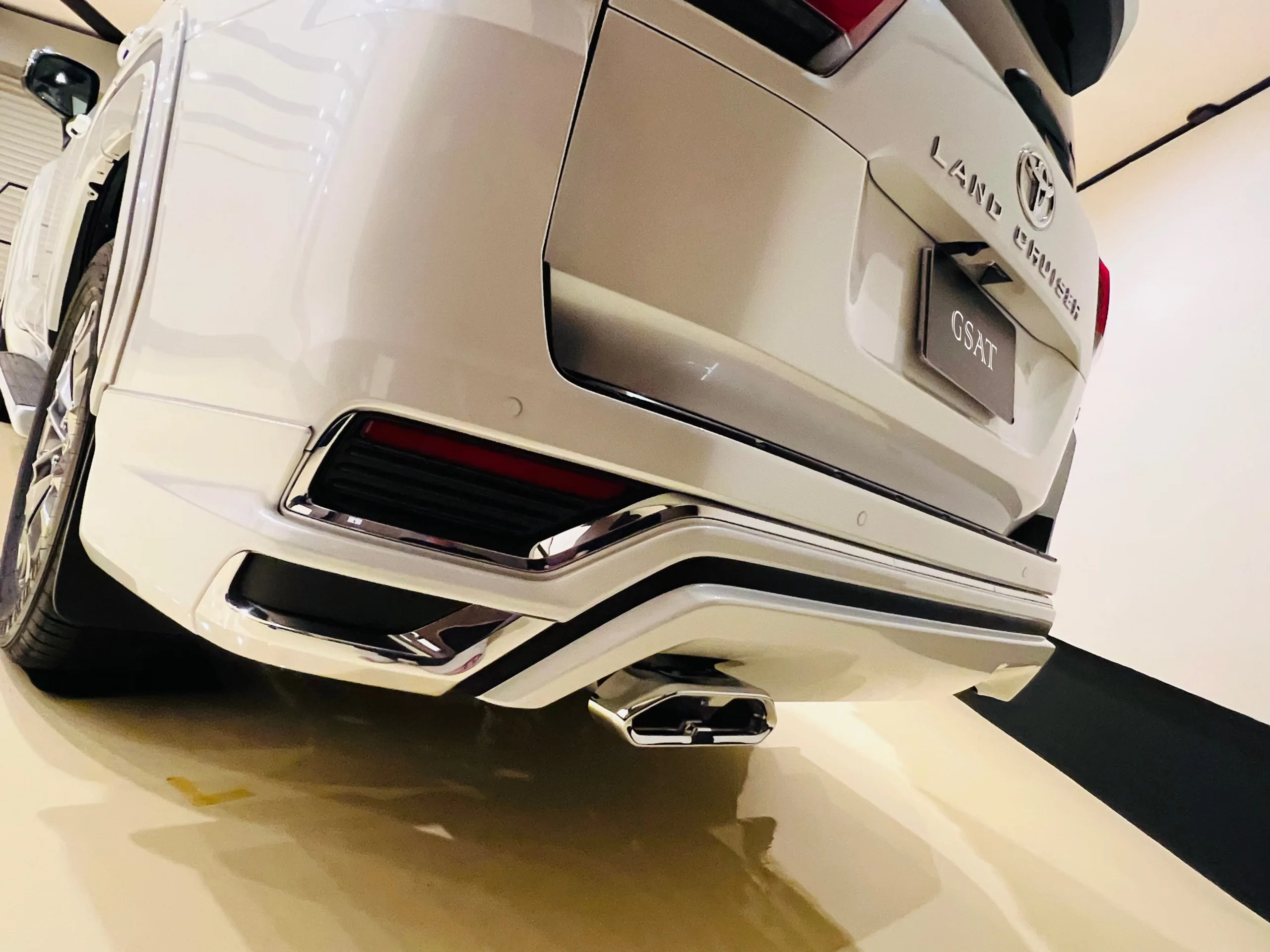 2025 TOYOTA LAND CRUISER 300 ZX 4WD