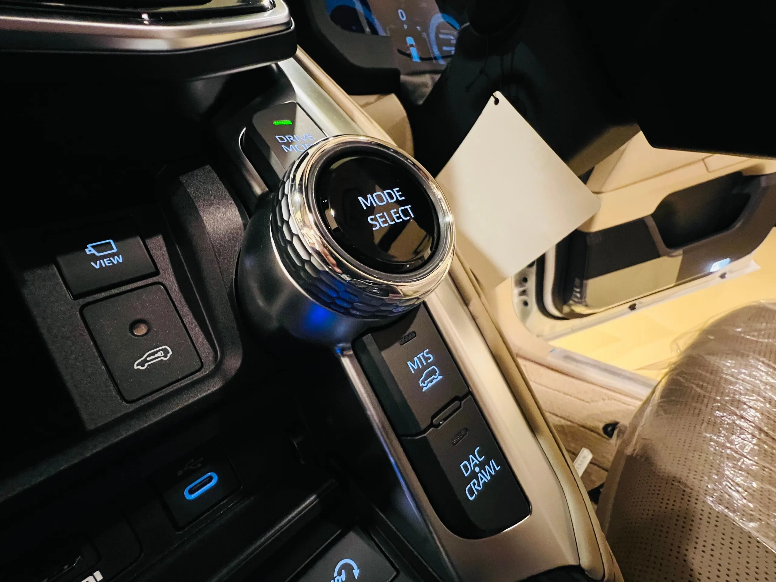 2025 TOYOTA LAND CRUISER 300 ZX 4WD