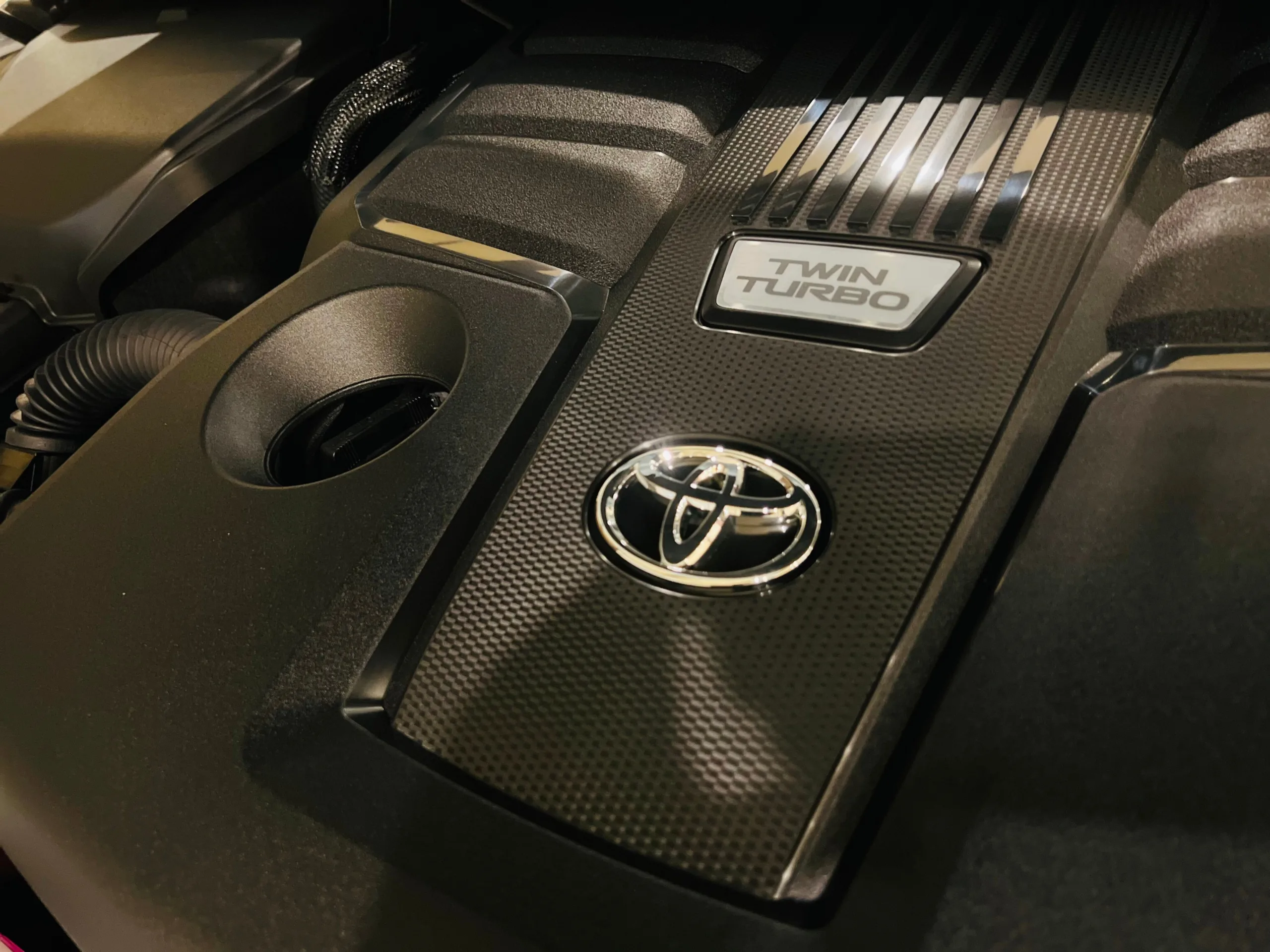 2025 TOYOTA LAND CRUISER 300 ZX 4WD