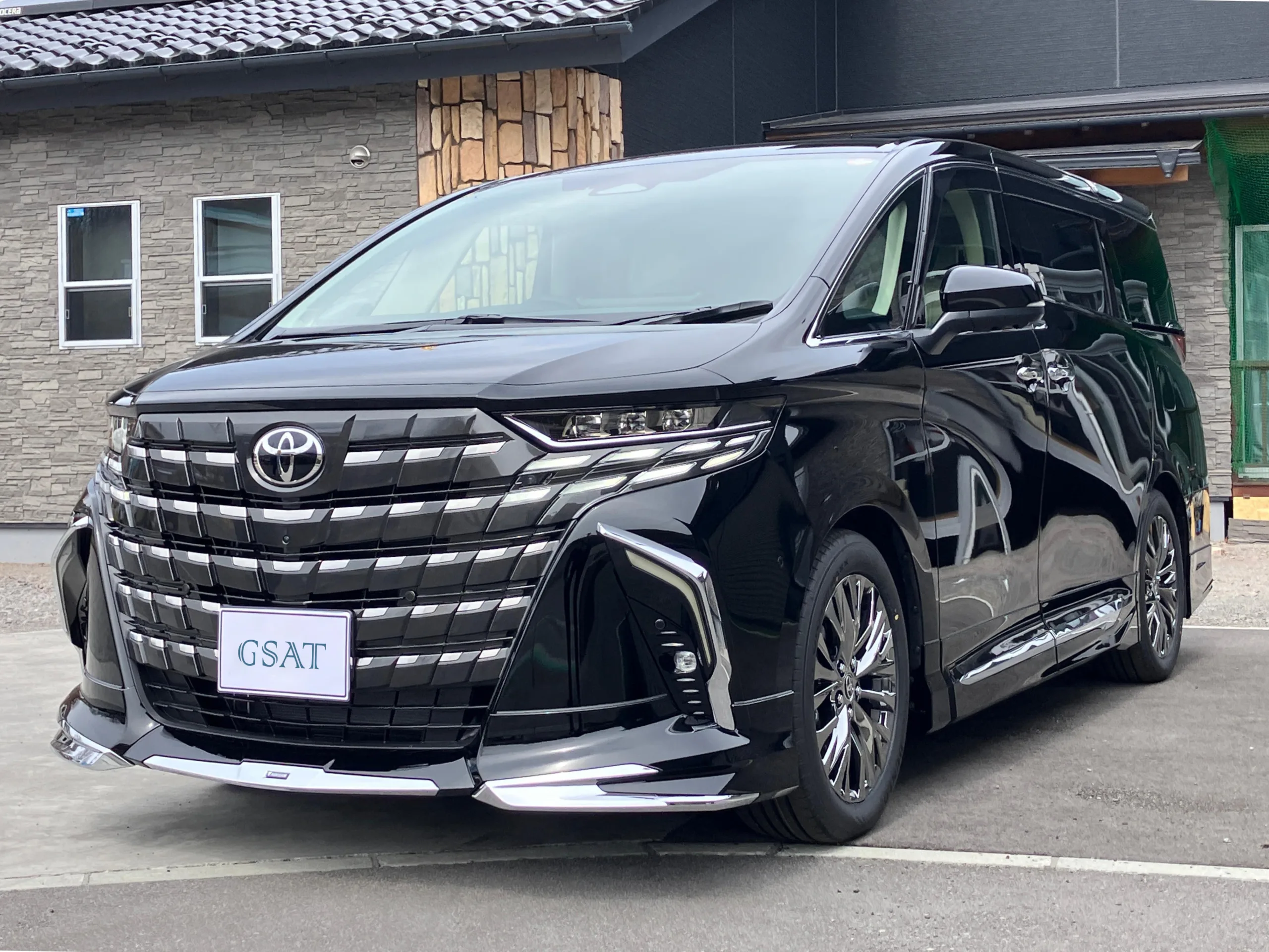 2025 Toyota Alphard Plug-in Hybrid Executive Lounge E-Four 4WD