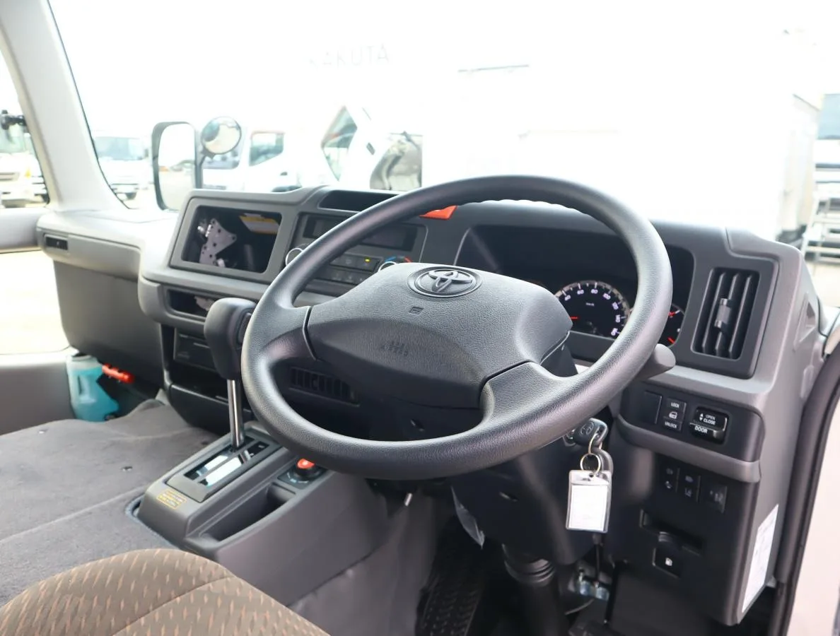 2025 Toyota Coaster 2KG-GDB70 – 24 Seater Brand New Condition!