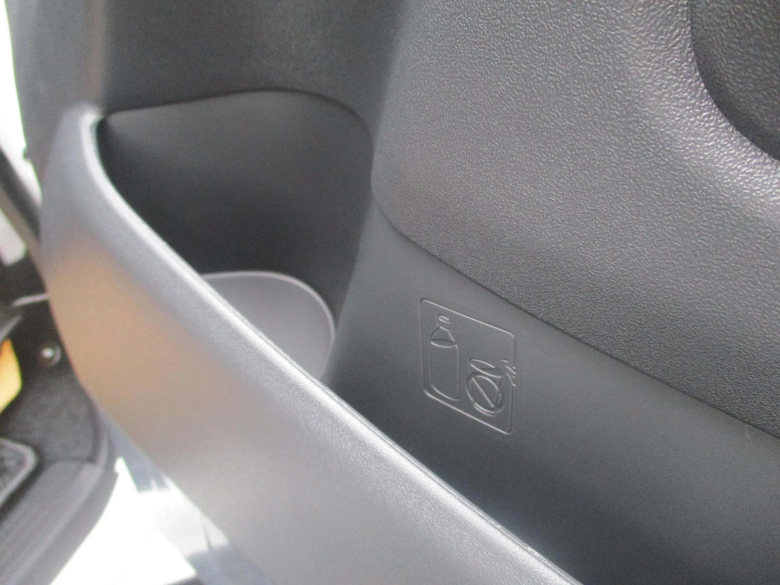 2025 Toyota Hiace 2.7 Grand Cabin 10 Seates for export from Japan