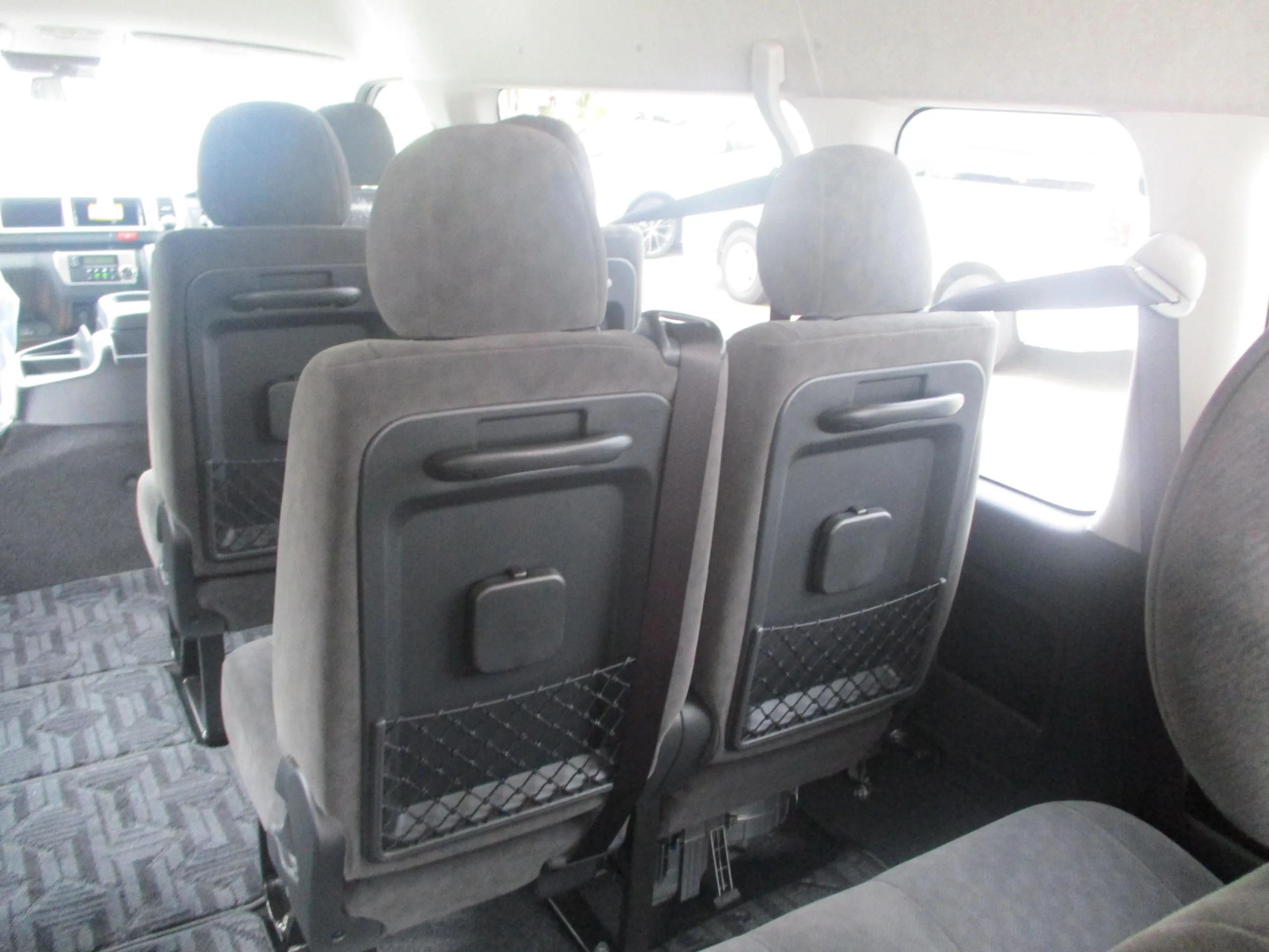 2025 Toyota Hiace 2.7 Grand Cabin 10 Seates for export from Japan