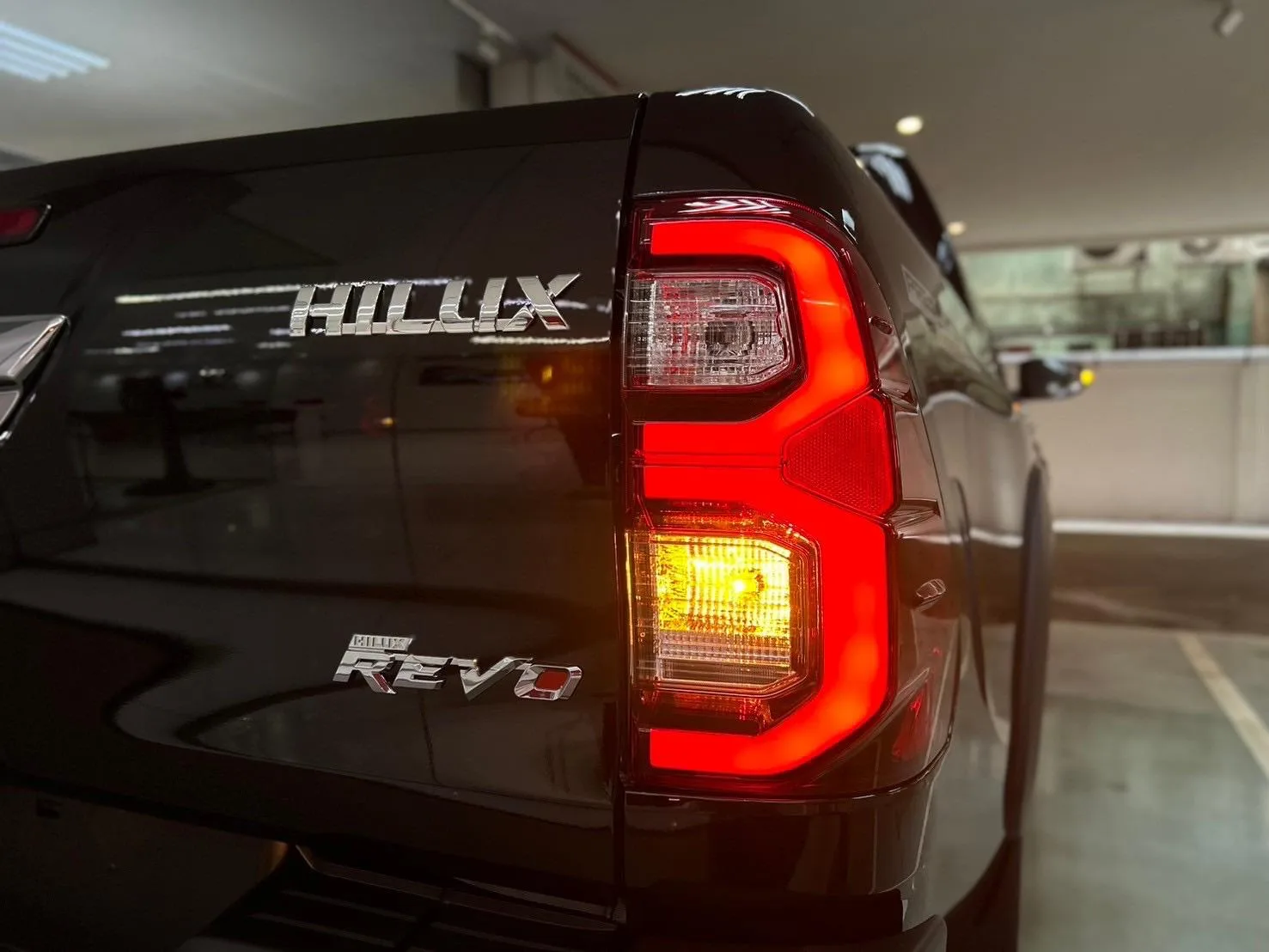 2025 Toyota Hilux Prerunner D-Cab 2.4 MID AT 2x4