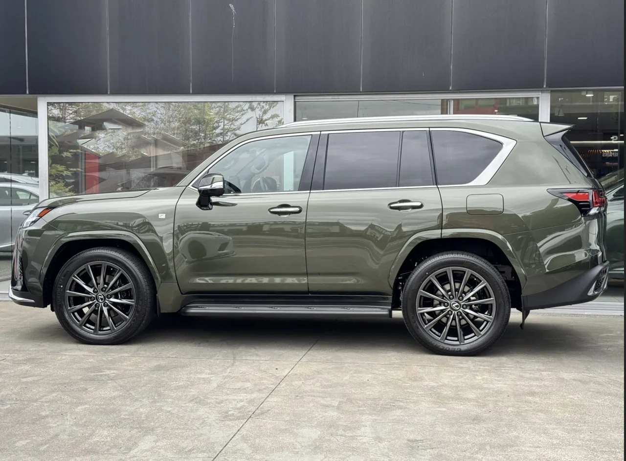 2026 Lexus LX 500d  F Sport 3.3L Twin Turbo Diesel 4WD